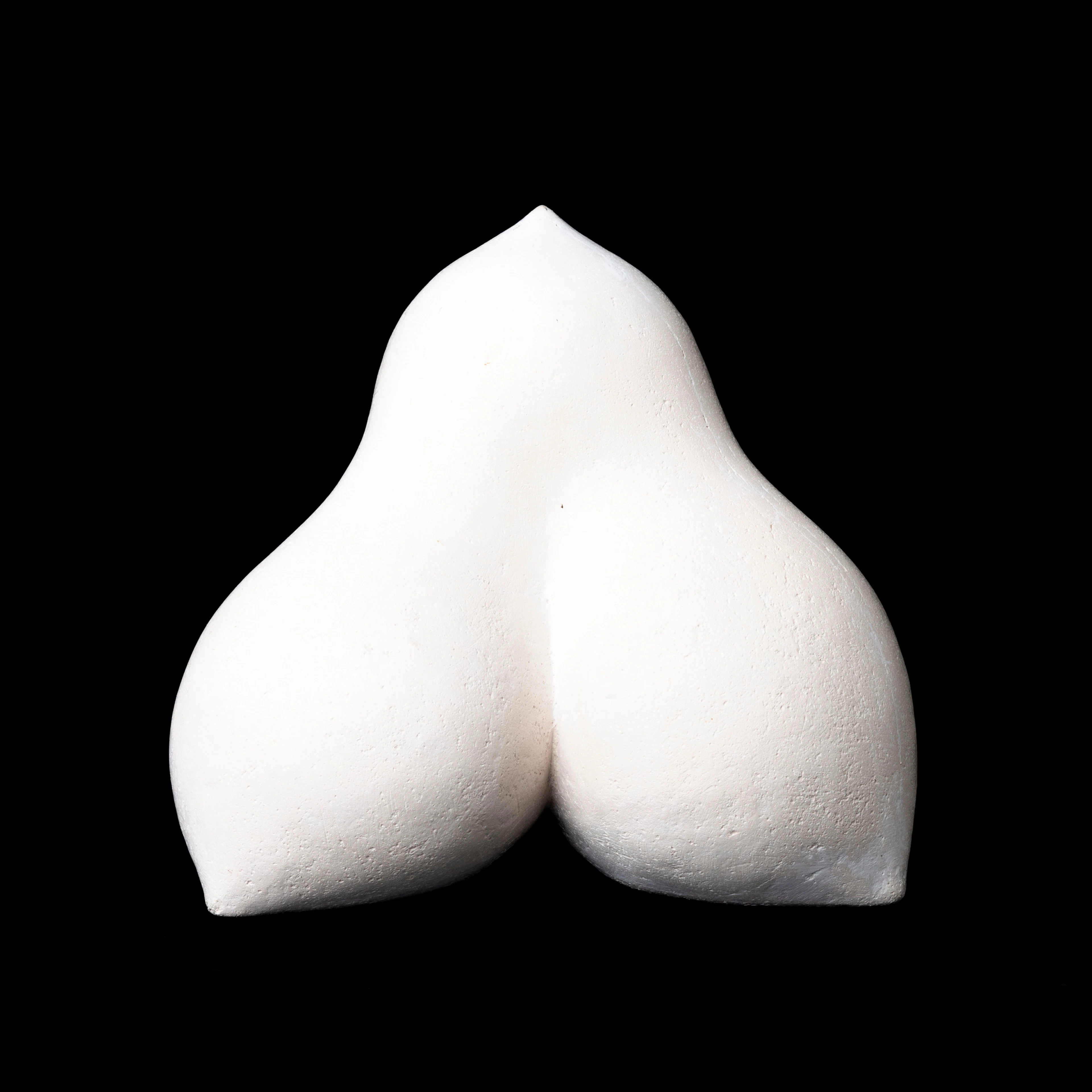 EVA LANGE. "Koncentration", skulptur, gips, signerad EL.