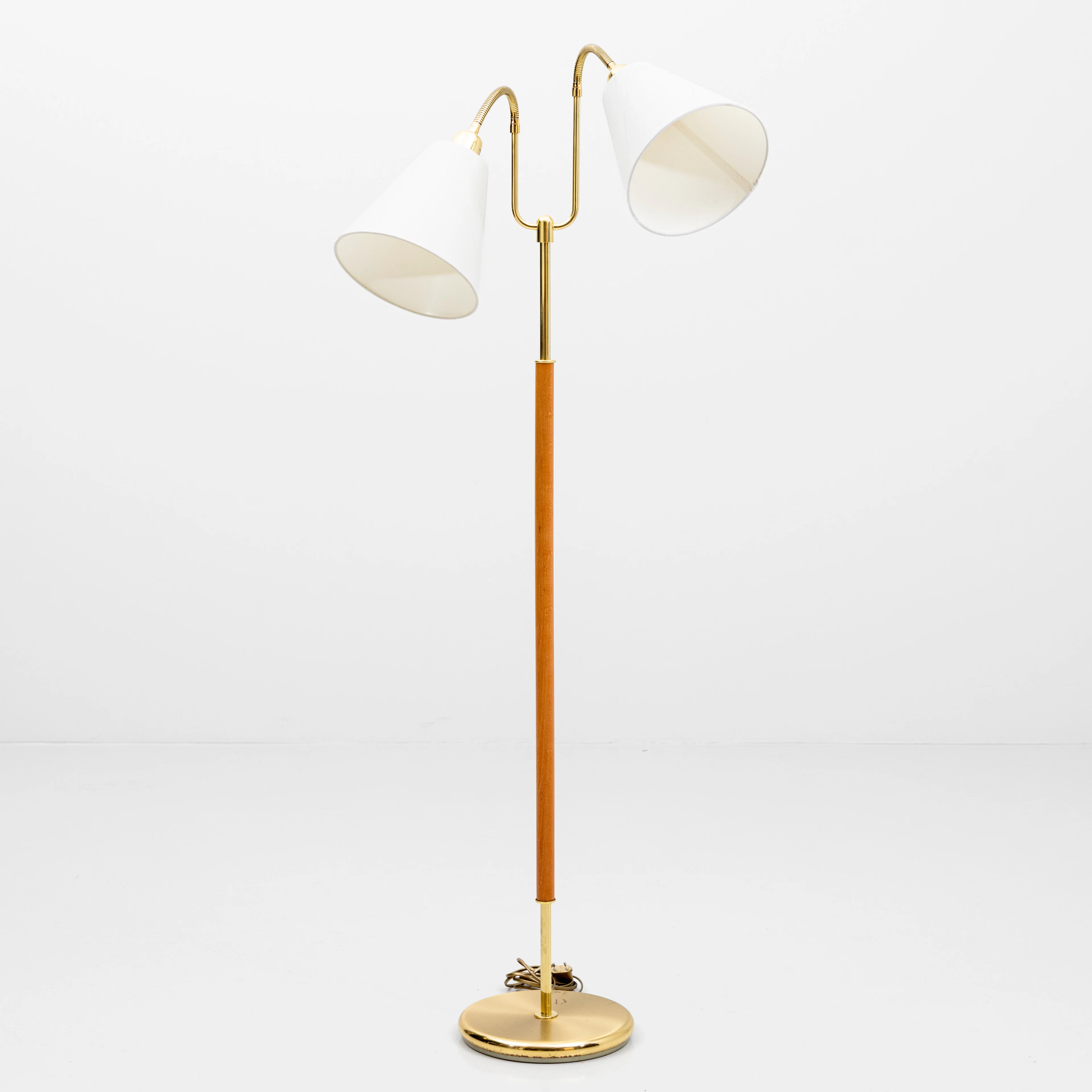 GOLVLAMPA, model G-288, AH Belysning, Tibro, 1900-tal.