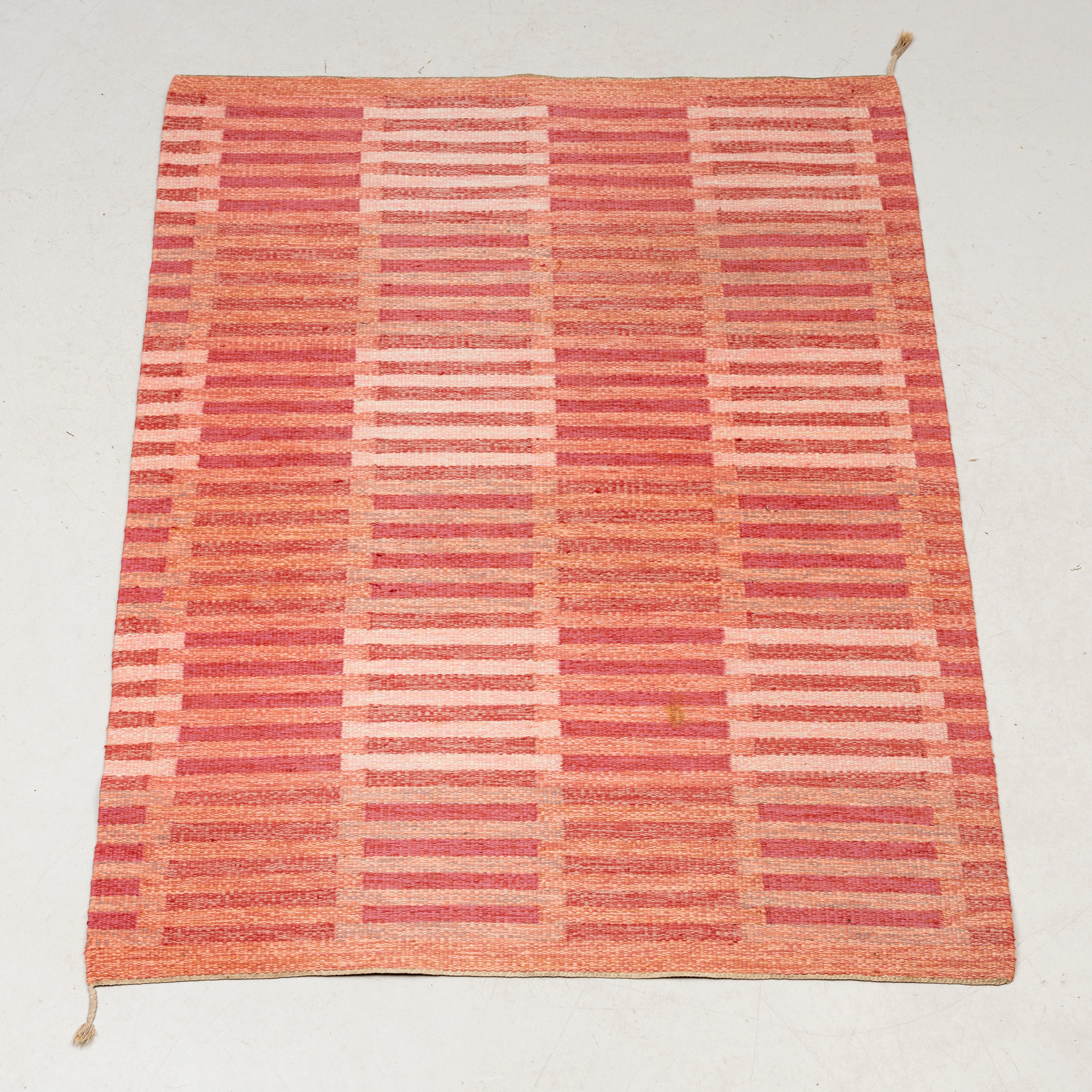 CARL MALMSTEN. "Capella" röllakan, ca 204x141 cm.