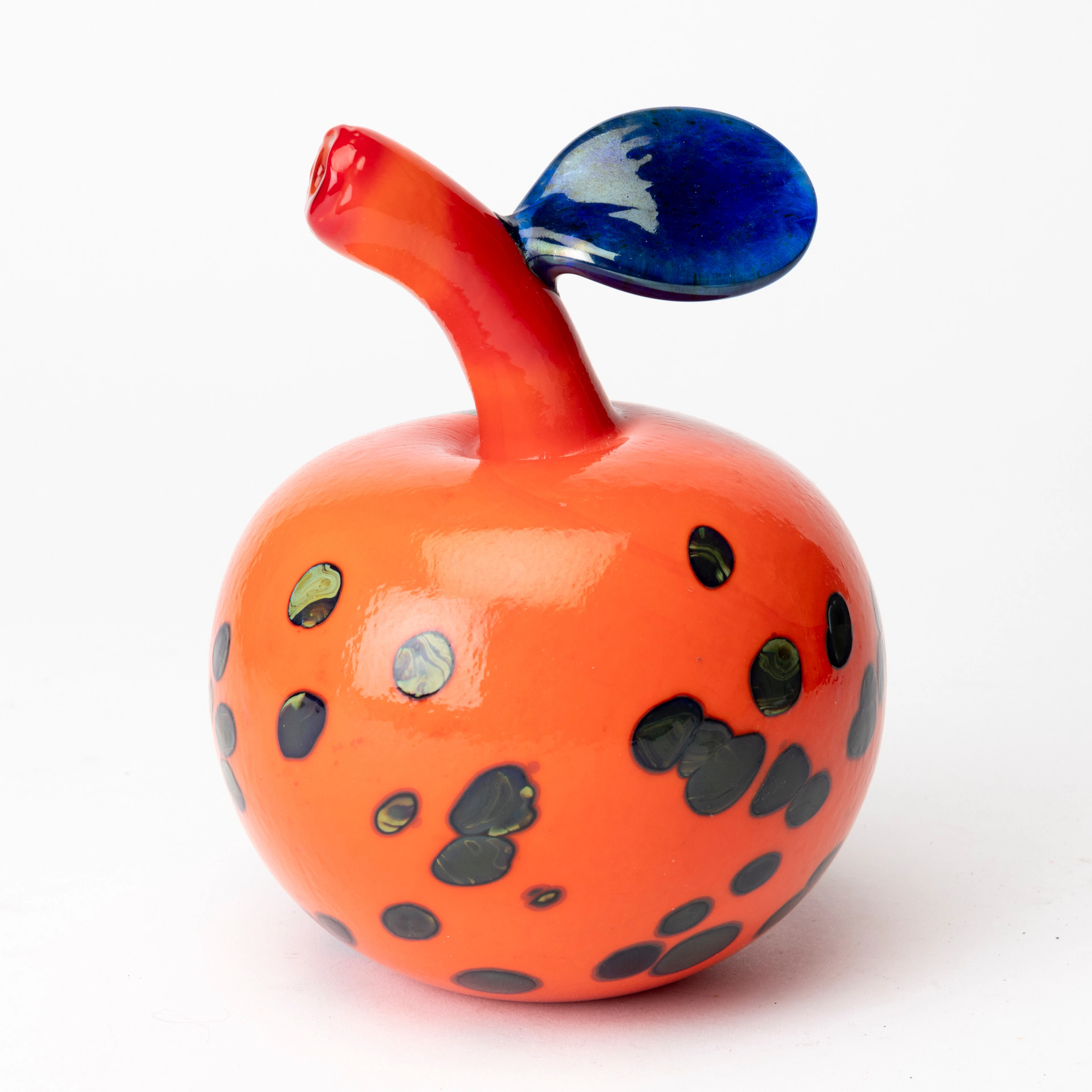 OIVA TOIKKA. "Äpple", glas, Nuutajärvi / Notsjö, Finland.