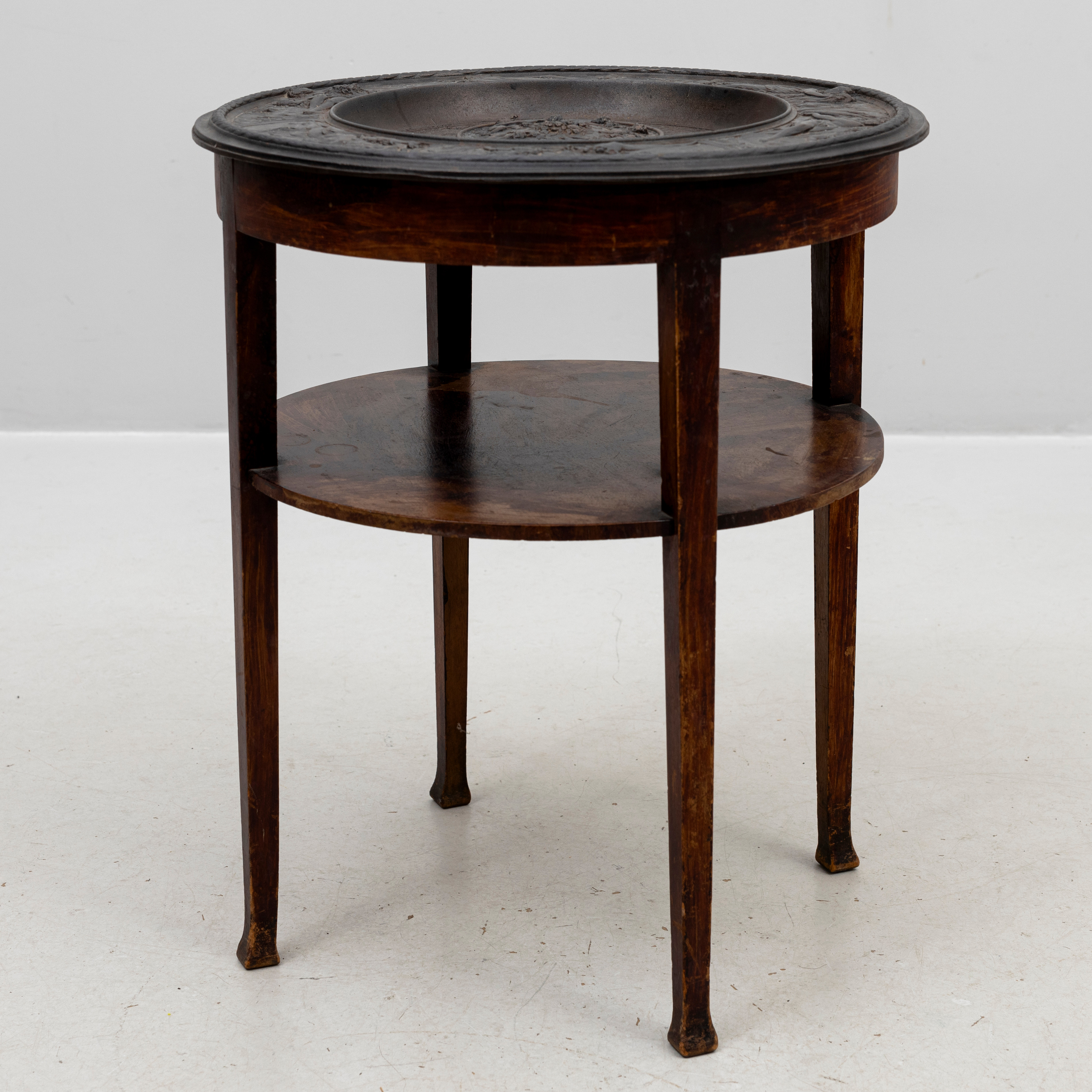 RÖKBORD, gjutjärn, underrede av trä, 1800/1900.
