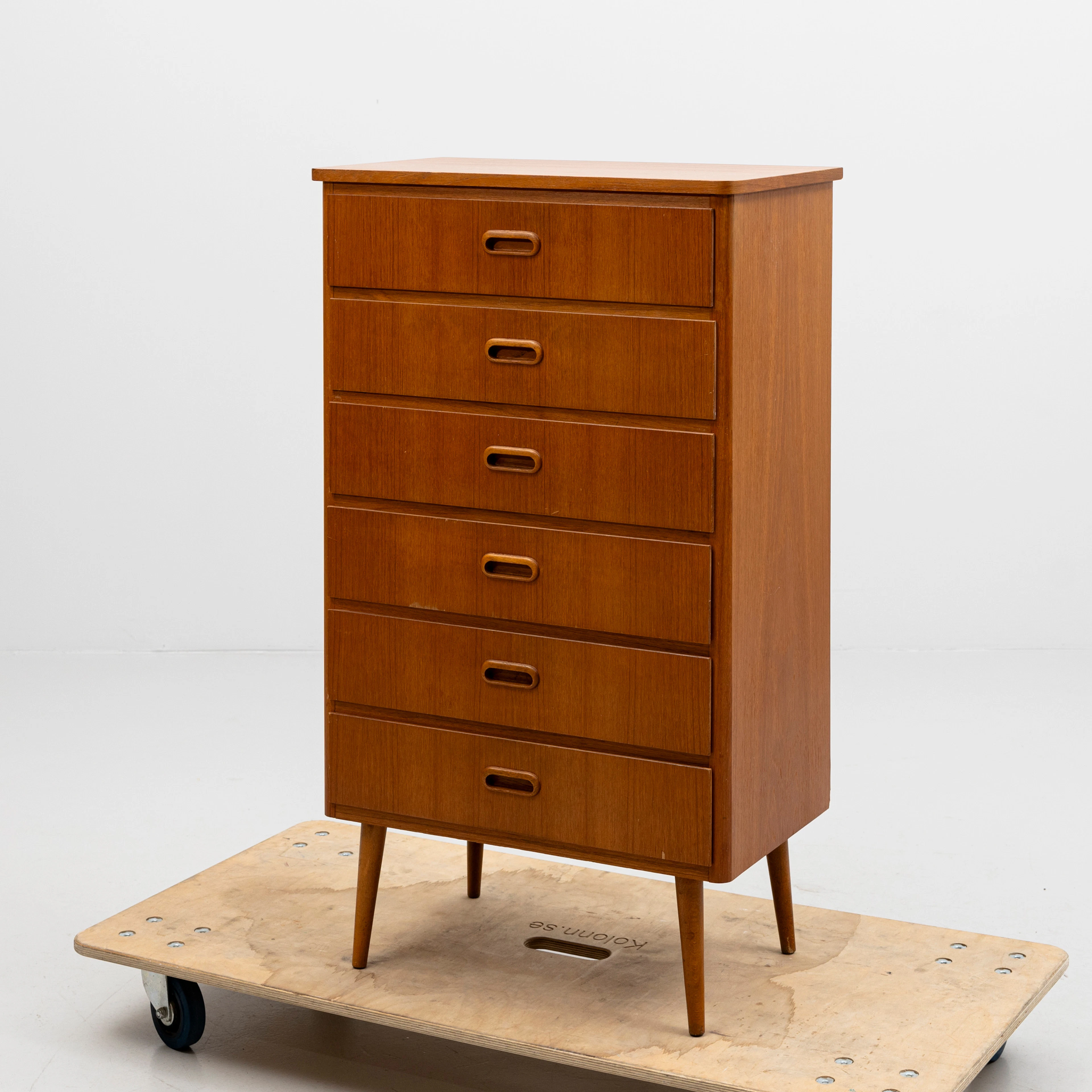 BYRÅ, teak, 1960-tal, trol Sverige.