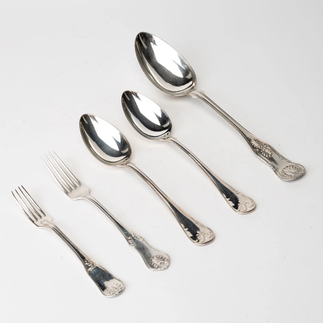MATSILVER, 5 delar, modell "Engelsk Snäck" och "Gammal Fransk", Sverige