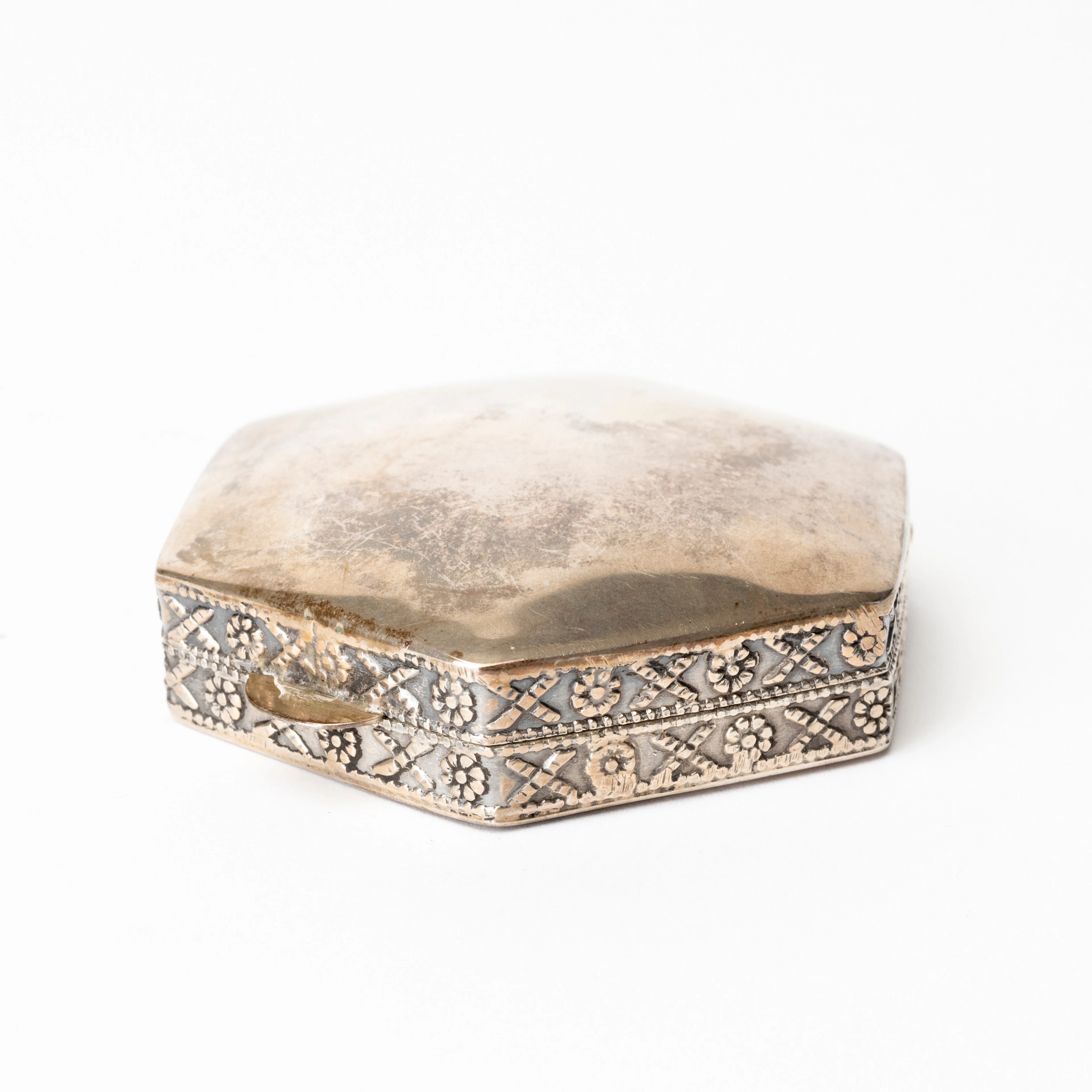DOSA, silver, Irak.