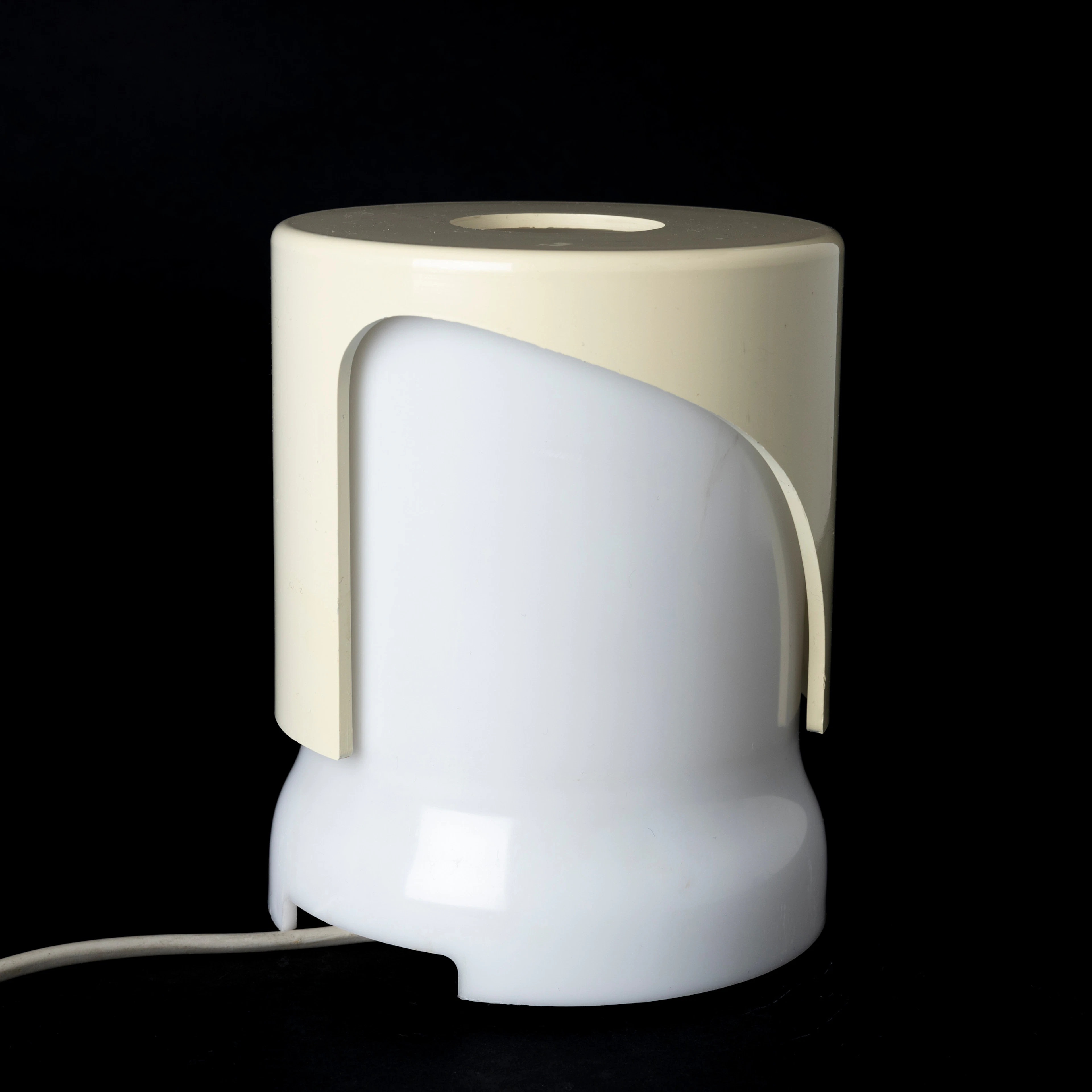 JOE COLOMBO. Bordslampa, "KD24", plast, Kartell eller Husqvarna Borstfabrik
