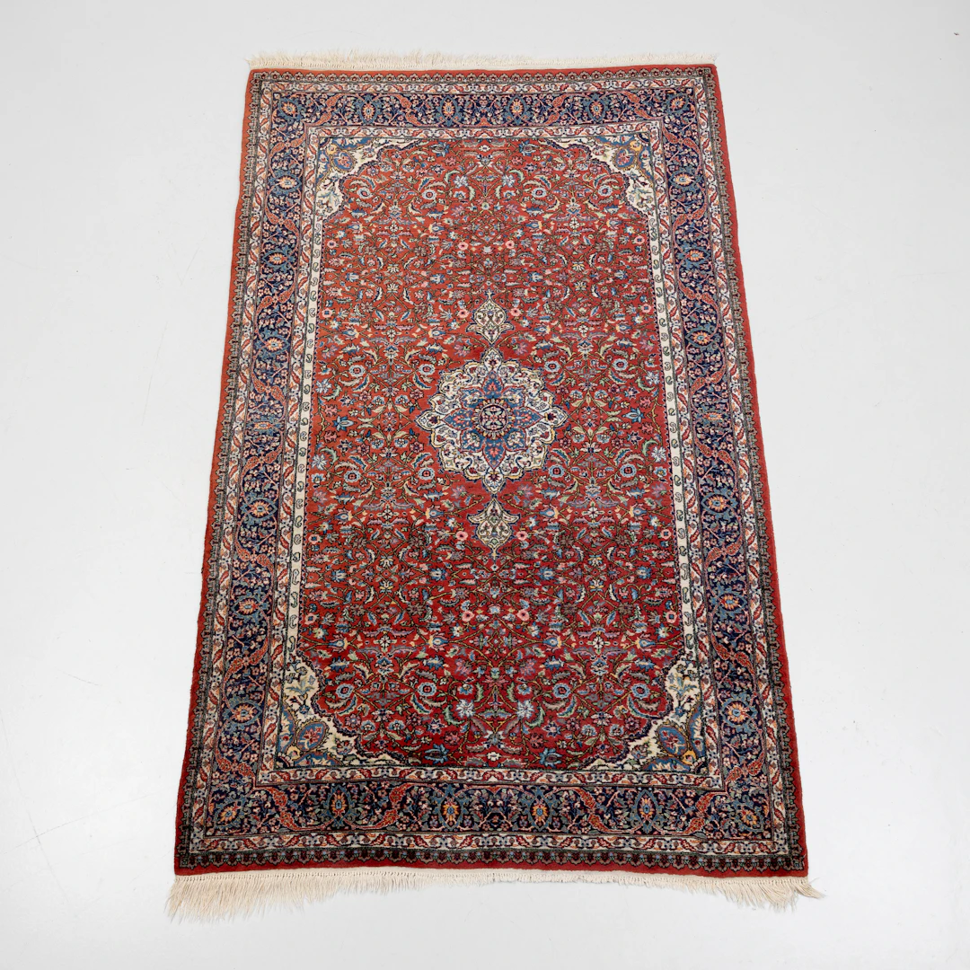 MATTA, orientalisk, ca 217 x 137 cm.
