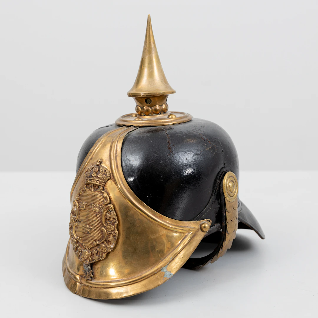 KASK, m/1886, för officier, vid Skånska samt Norrlands Dragonregementet.