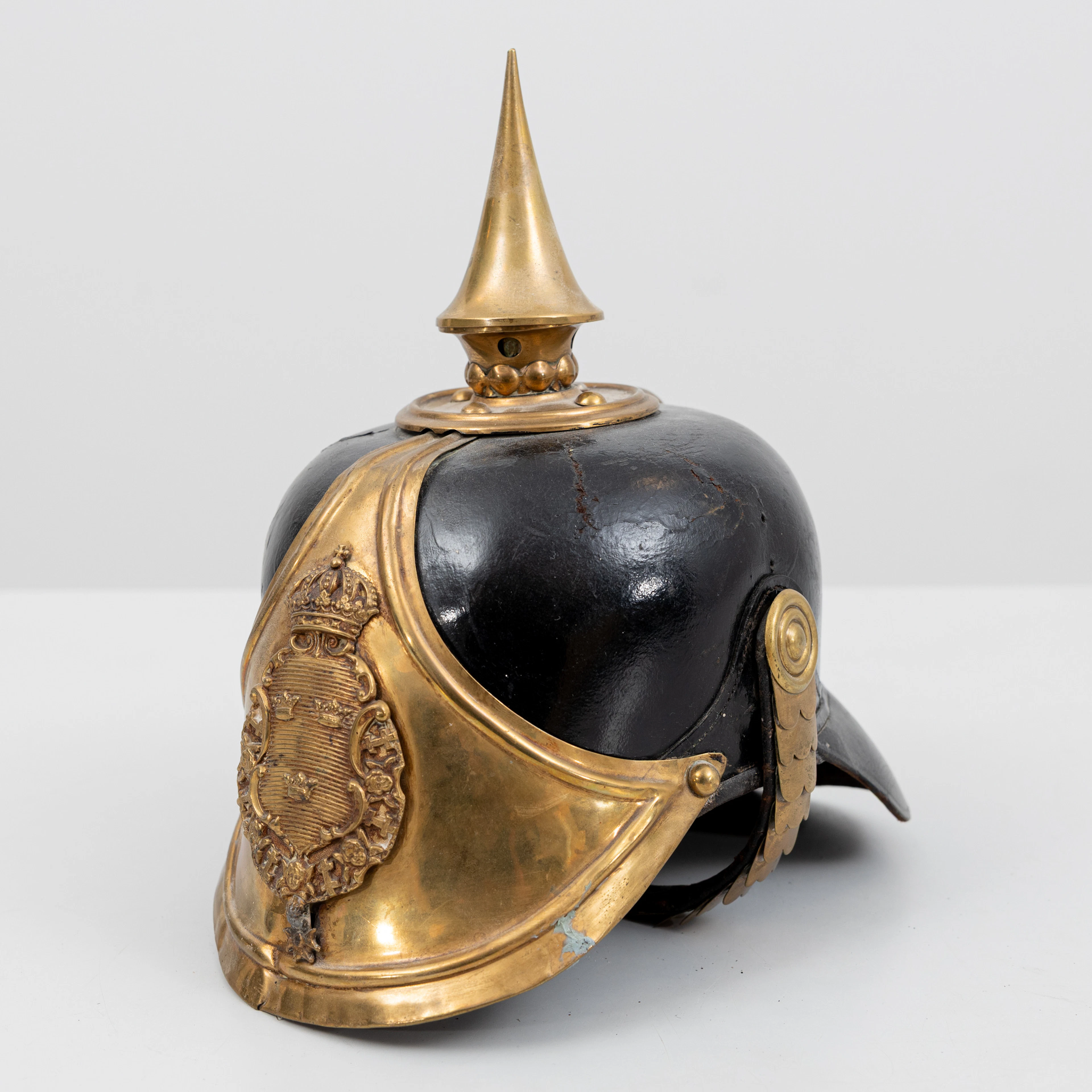 KASK, m/1886, för officier, vid Skånska samt Norrlands Dragonregementet.