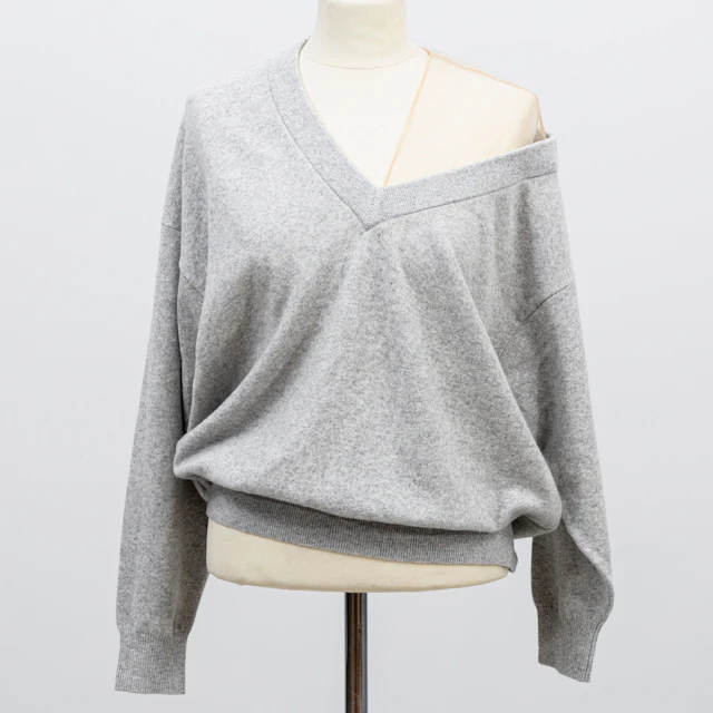 ALEXANDER WANG. Tröja, "V-neck Pullover with illusion tulle", storlek ca small.