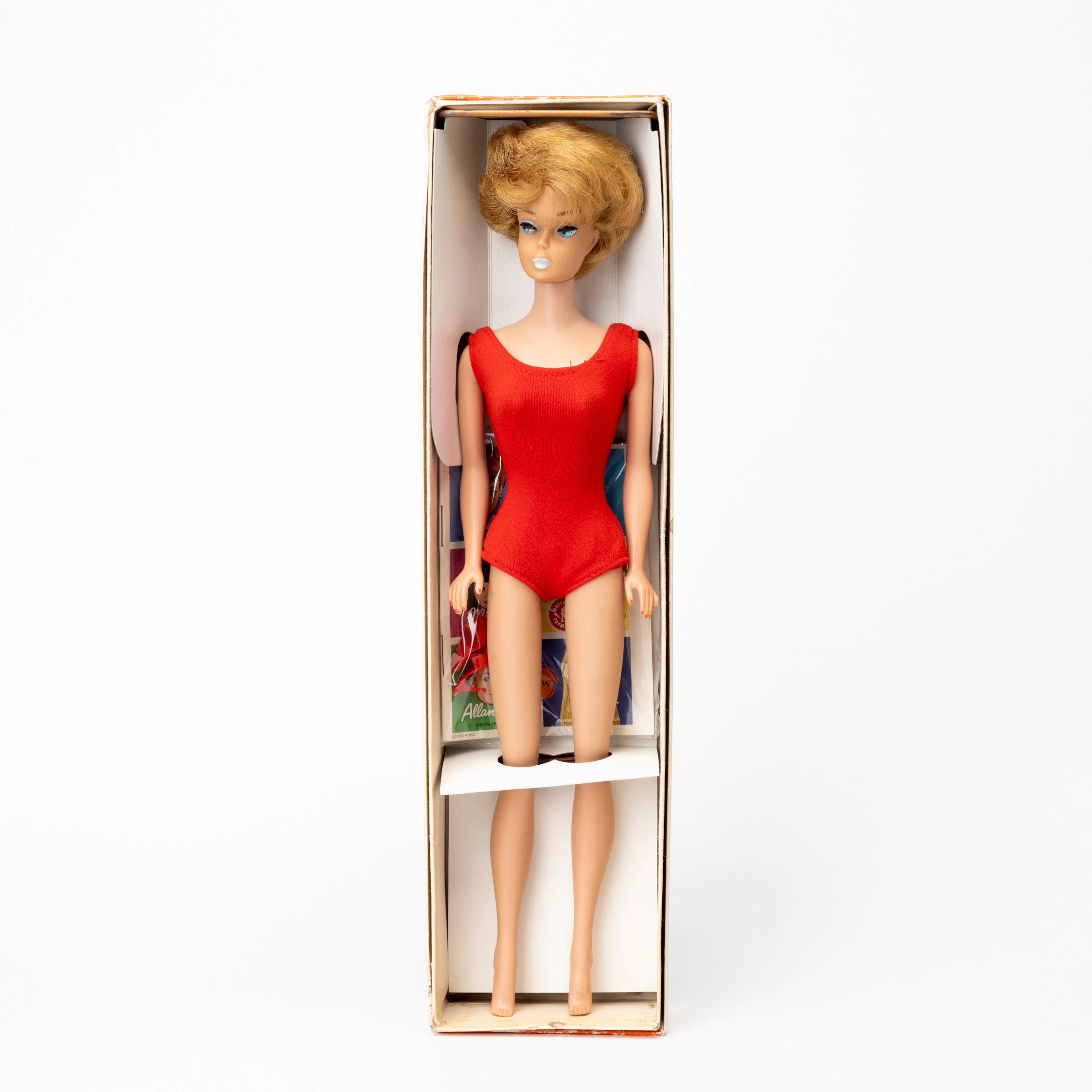 MATTEL INC. "Barbie Bubble Cut", platinum blonde, med originalkartong