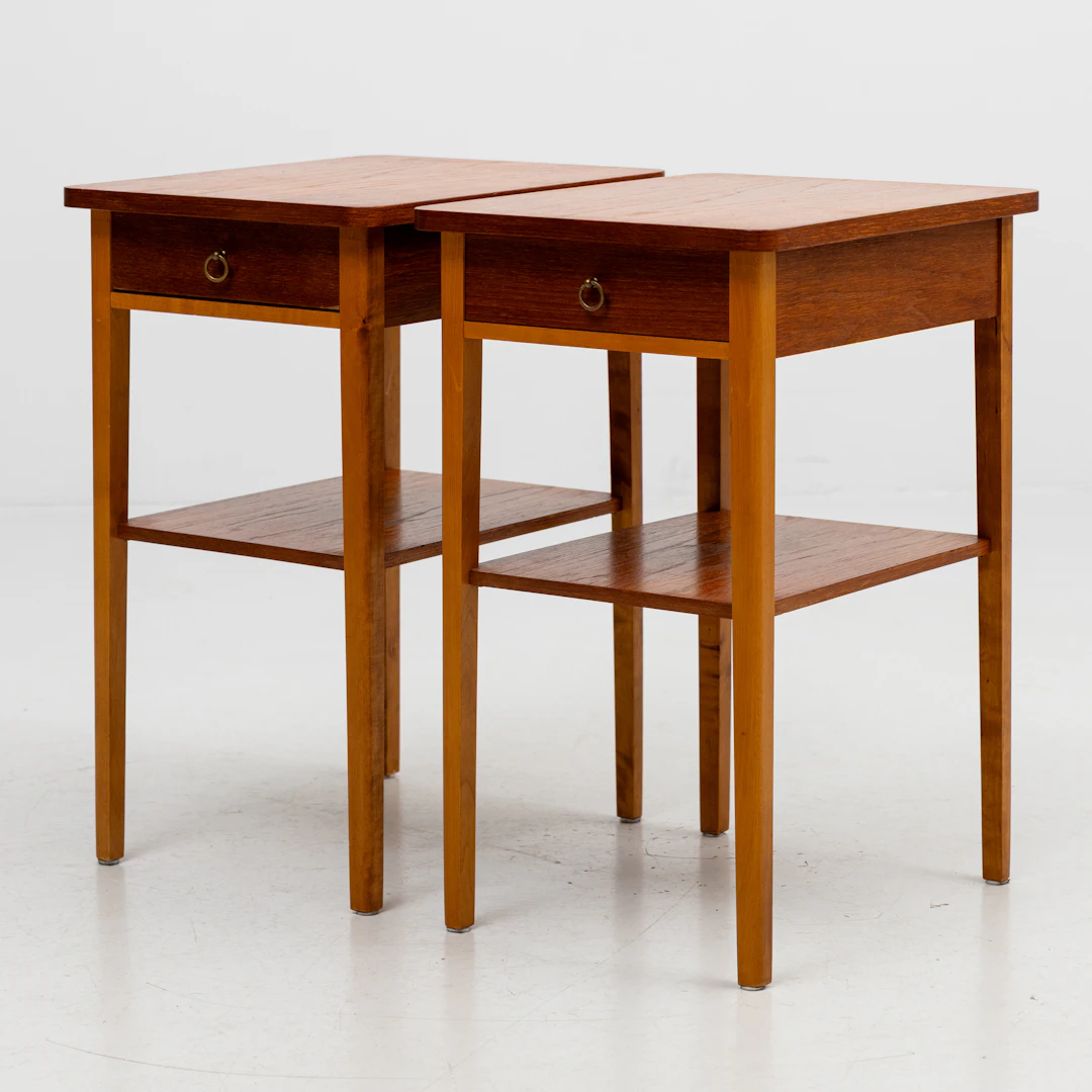 SÄNGBORD, ett par, teak/bok, 1960-/70-tal.