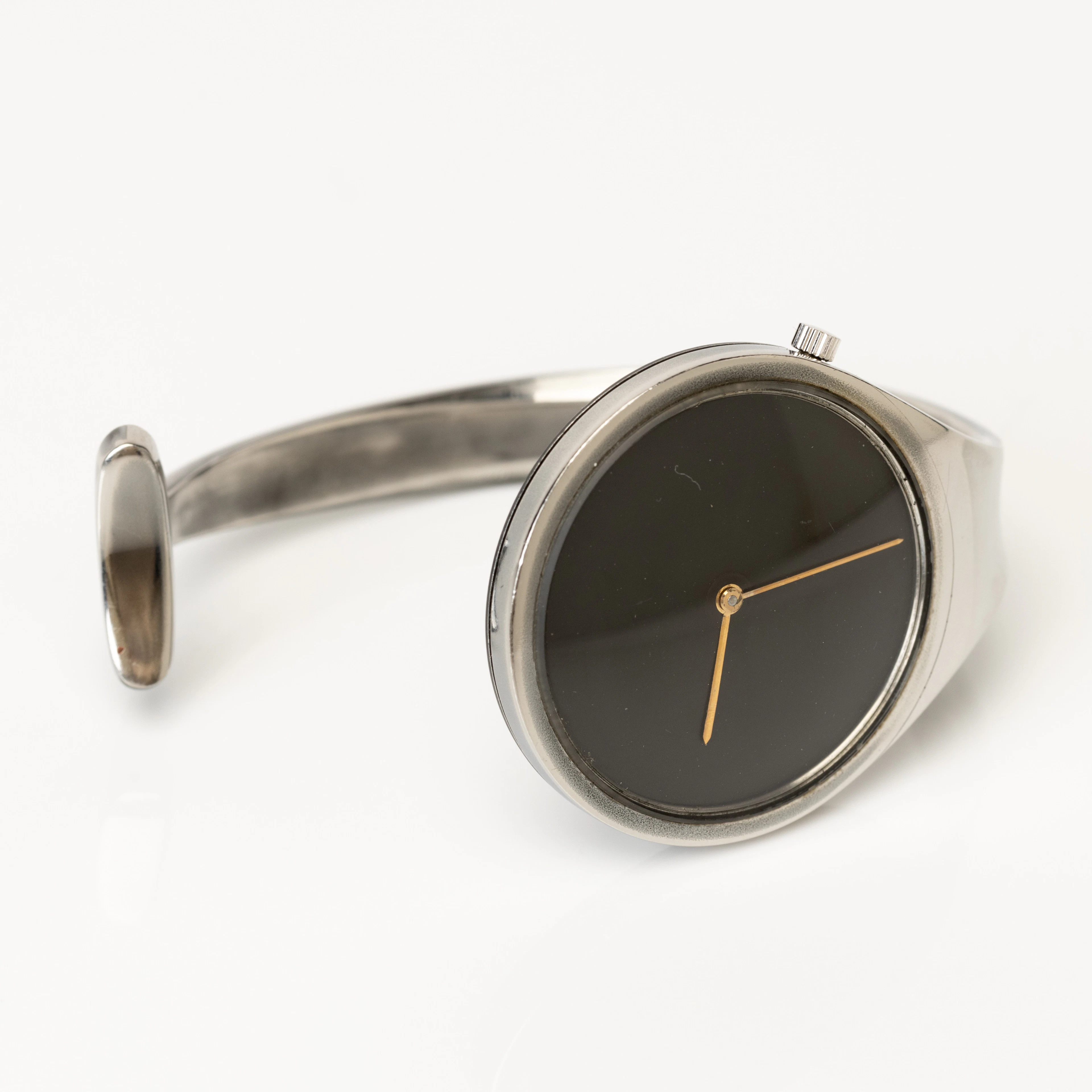 VIVIANNA TORUN BÜLOW-HÜBE. Armbandsur/Bygelklocka, stål, "Vivianna"