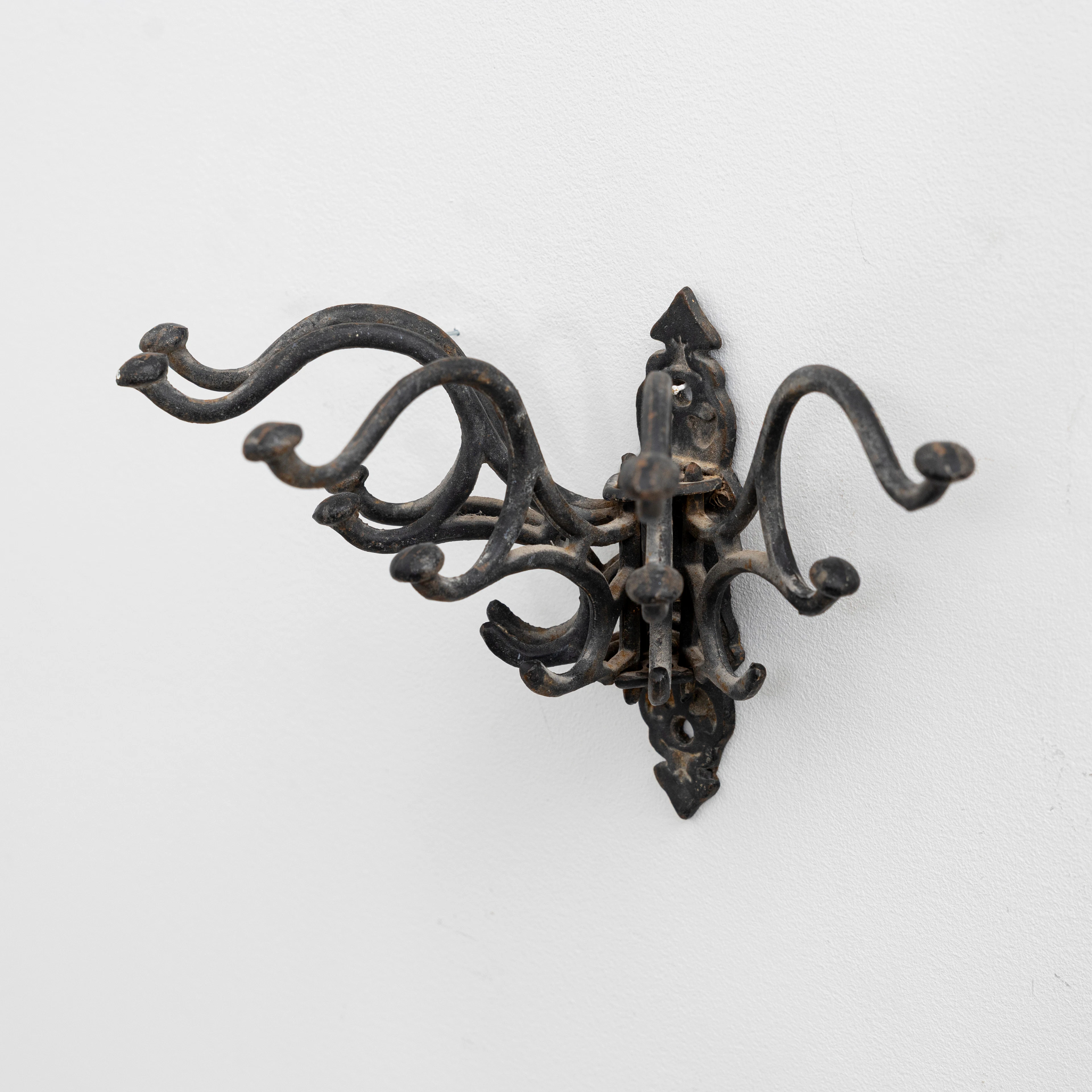 KLÄDHÄNGARE, metall, 1900-tal.