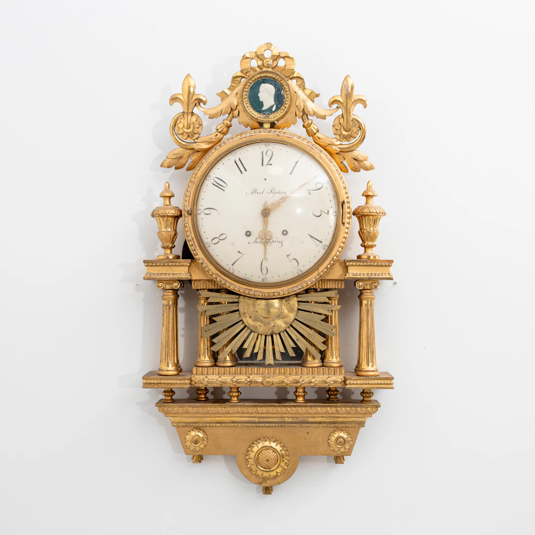 VÄGGUR, förgylld, gustaviansk stil, Albert Rydberg, Norrköping, 1900-talets