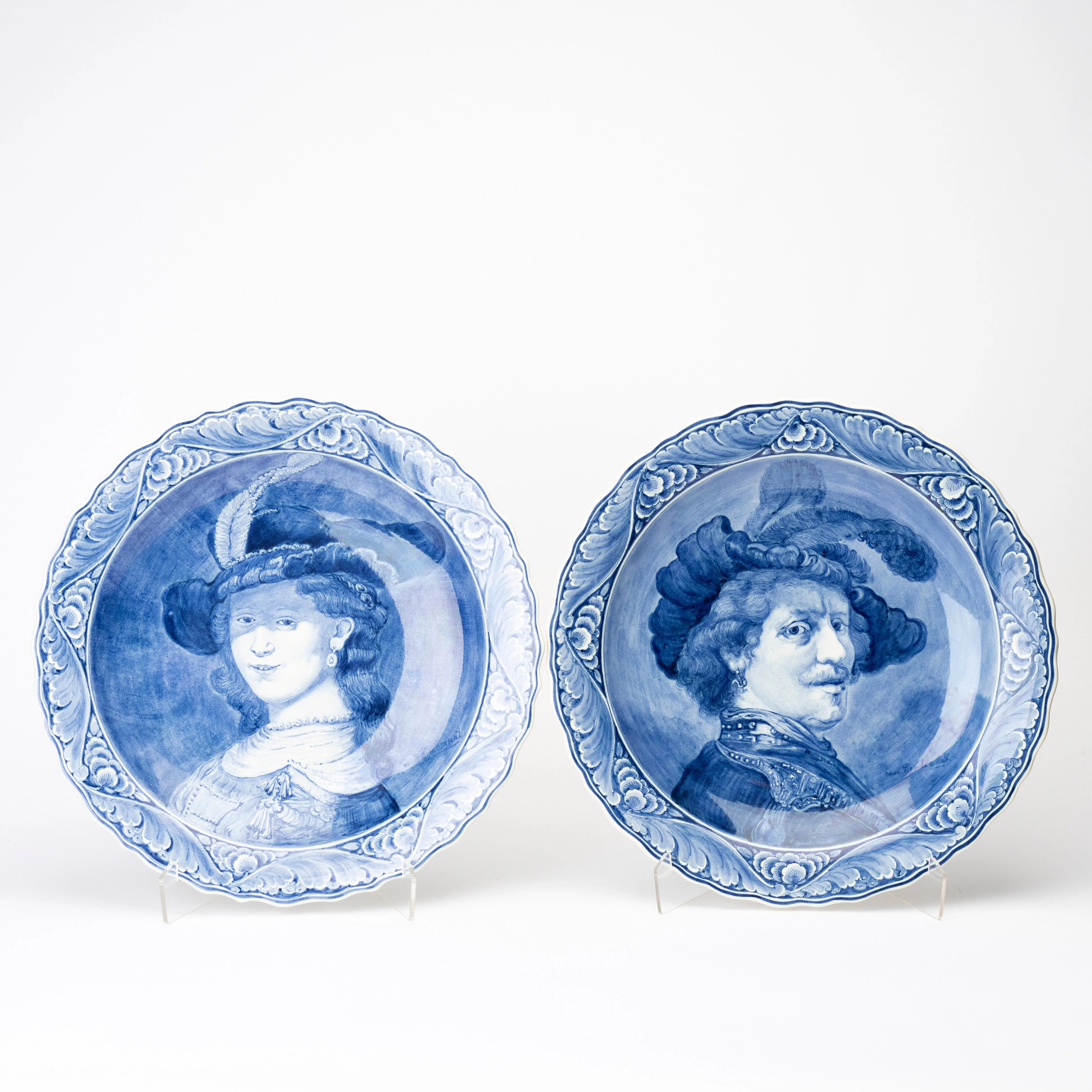 FAT, 2 st, vägghängda, porslin, Delfts Blauw, RAM, Holland, 1900-tal.