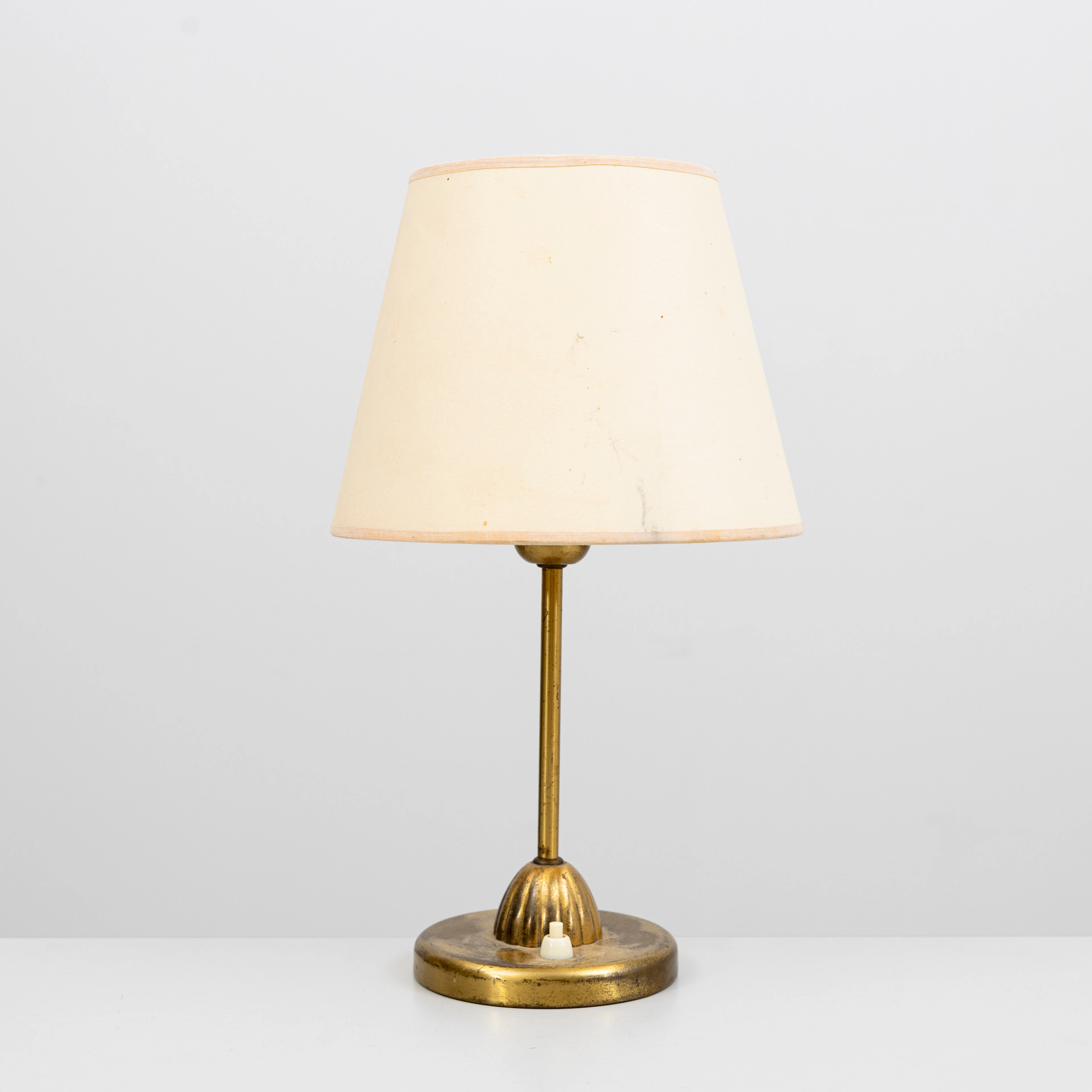 BORDSLAMPA, Swedish Modern, mässing, 1940-tal.