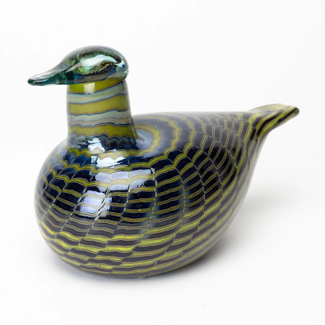 OIVA TOIKKA. Figurin, "Tavitar", Nuuttajärvi / Notsjö, Finland, glas, signerad.
