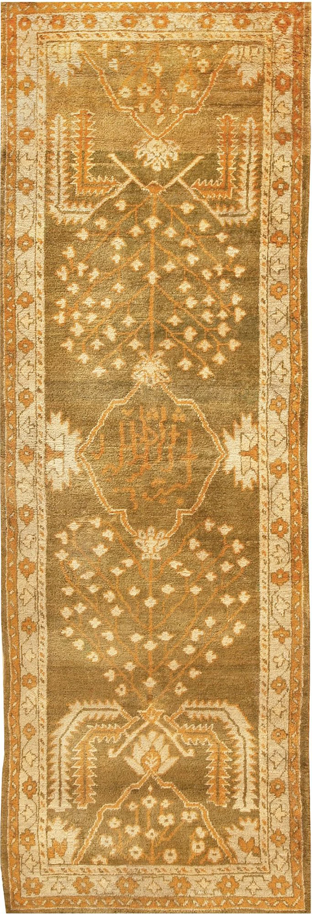 No Reserve - Antique Turkish Oushak Rug 11 ft 10 in x 3 ft 10 in (3.61