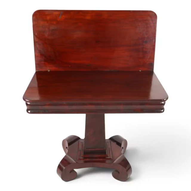 Lot 117: American Classical Mahogany Card Table
