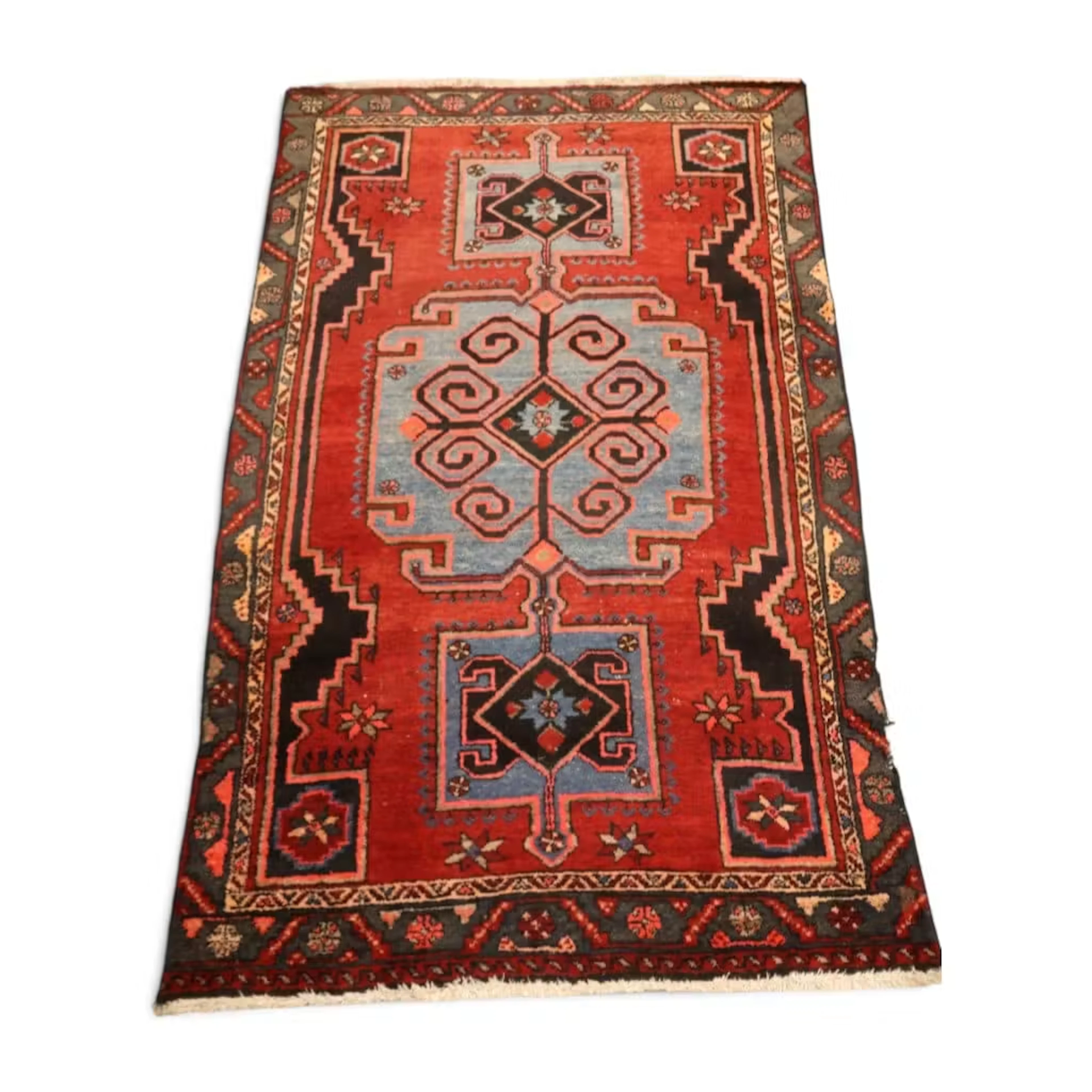 Lot 143: 6 ft. 4 in. x 3 ft. 11 in. Karadagh Type Rug