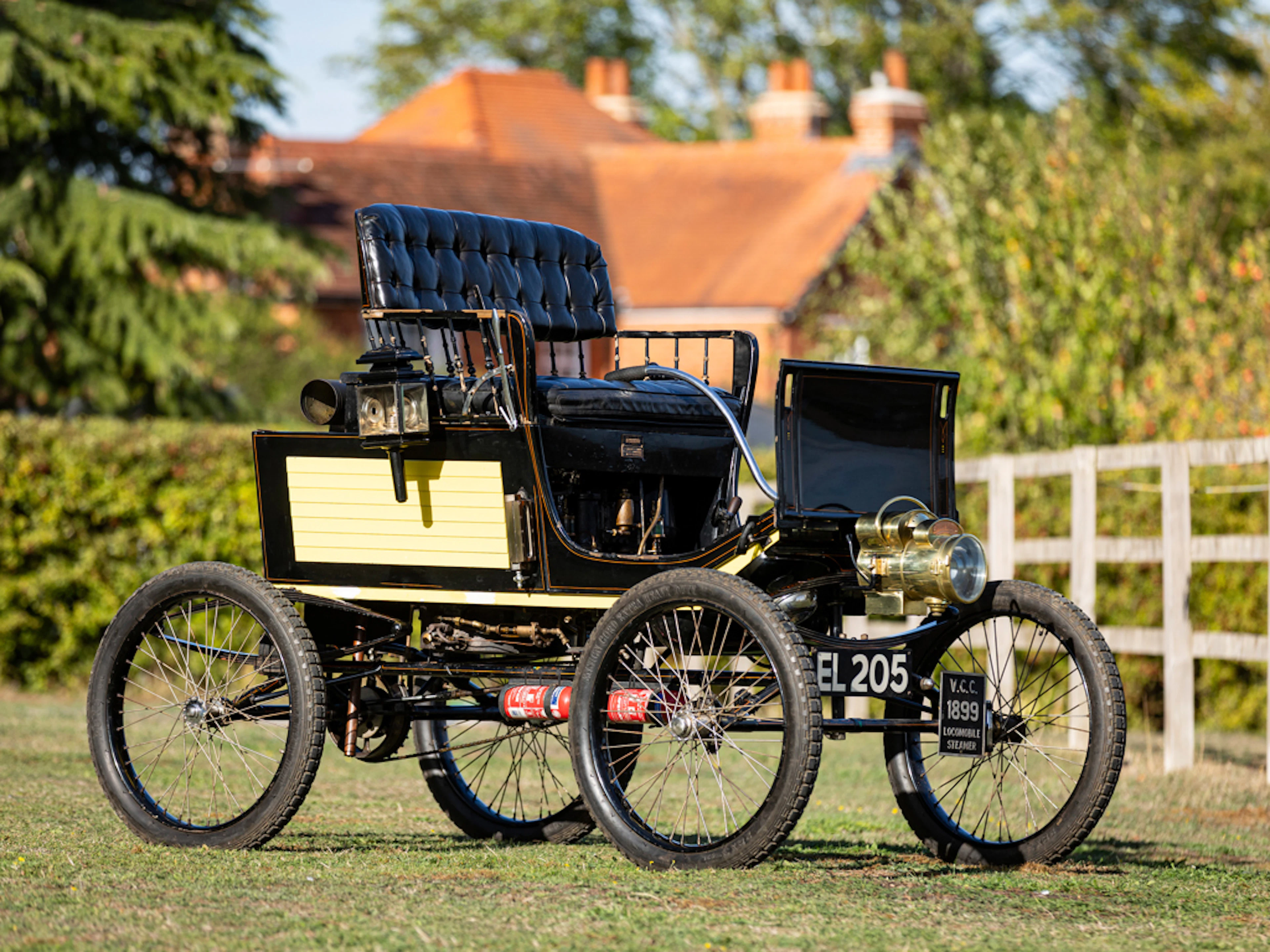 1899 Locomobile Type 1 'Style 1' Spindle-Seat Runabout