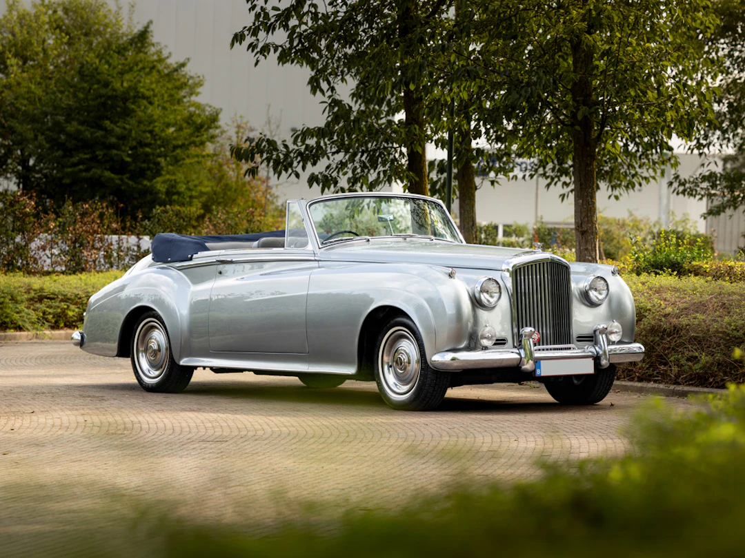 1961 Bentley S2 Drophead Coupé Adaptation by H.J. Mulliner