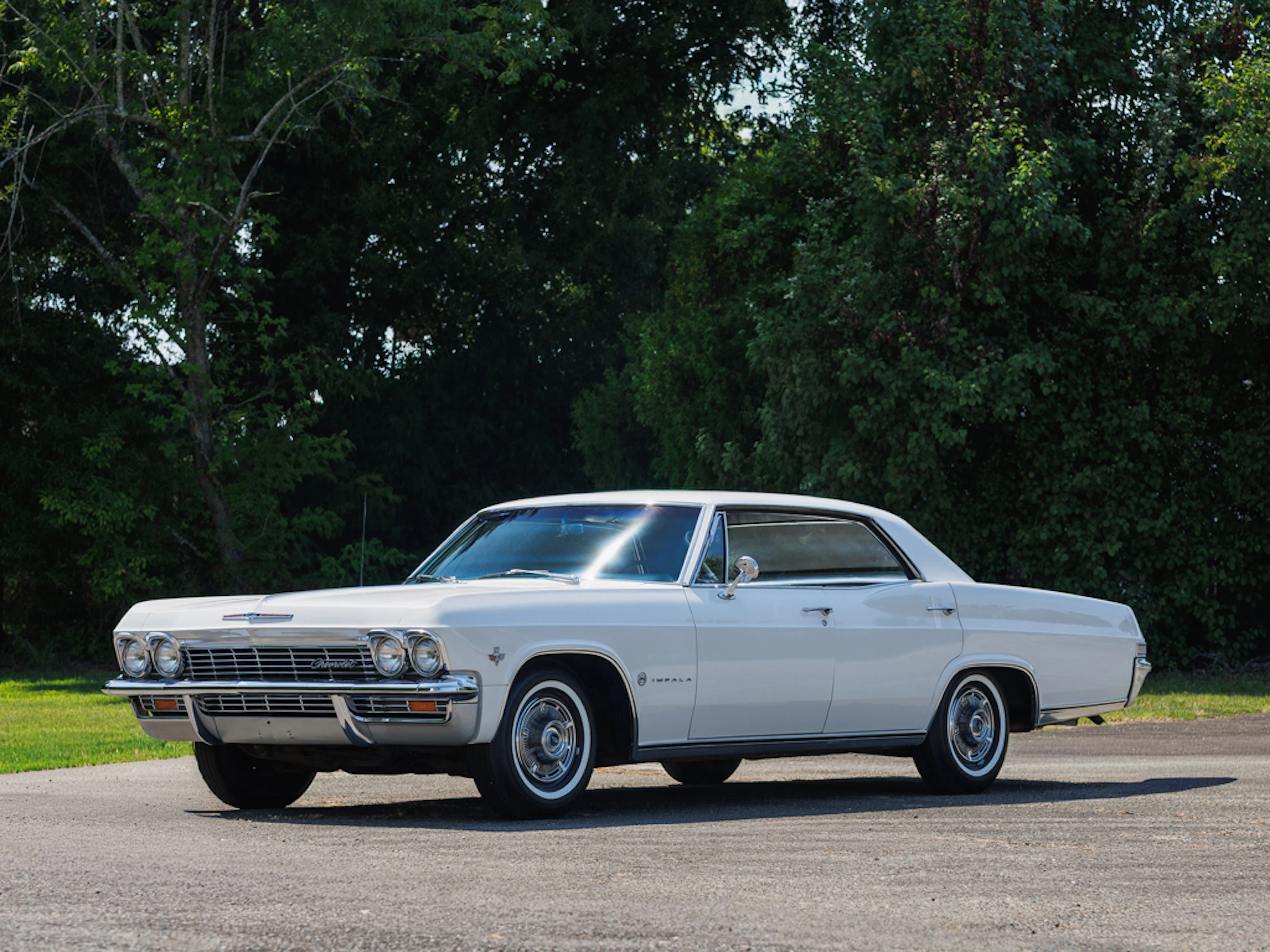 1965 Chevrolet Impala Sport Sedan