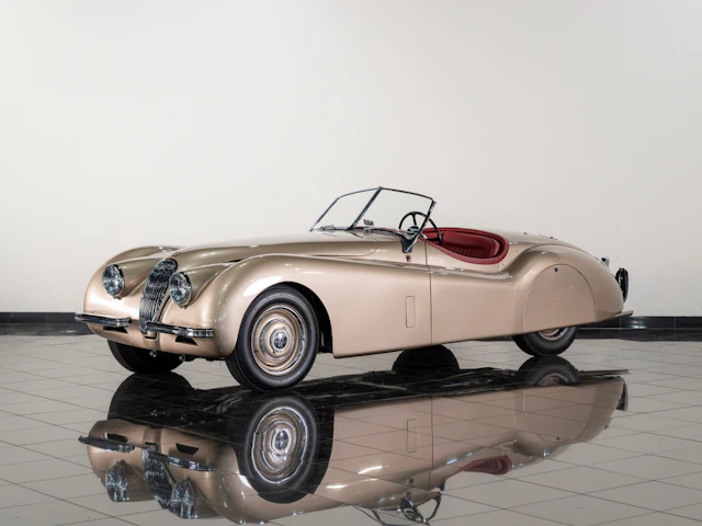 1952 Jaguar XK 120 Roadster by Barris Kustom
