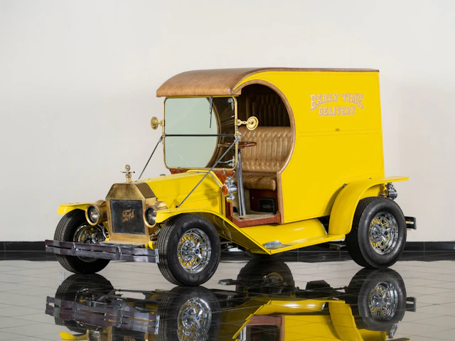 1909 Ford Model T C-Cab "Early Time Delivery"