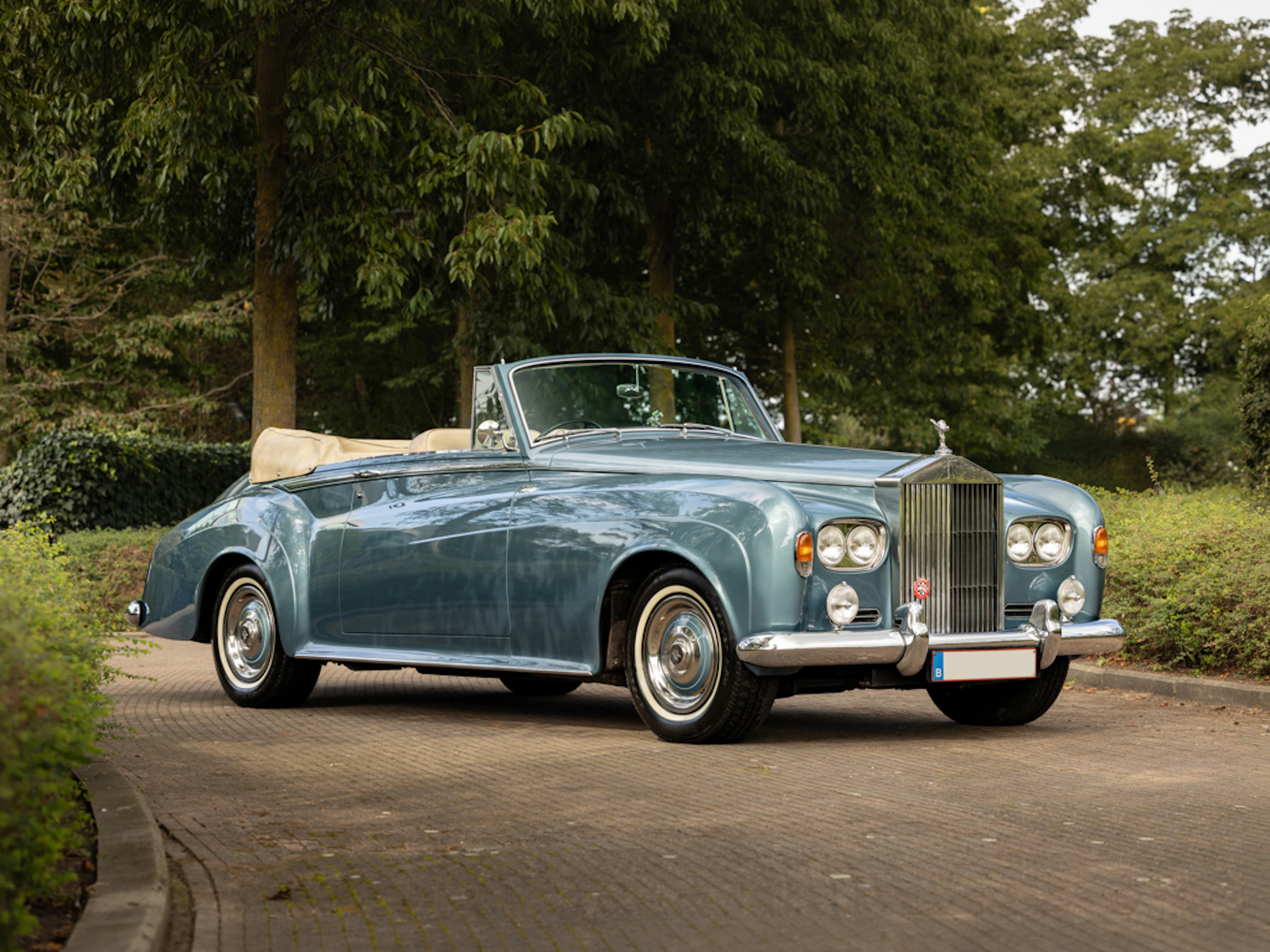 1964 Rolls-Royce Silver Cloud III Drophead Coupé Adaptation by H.J. Mulliner