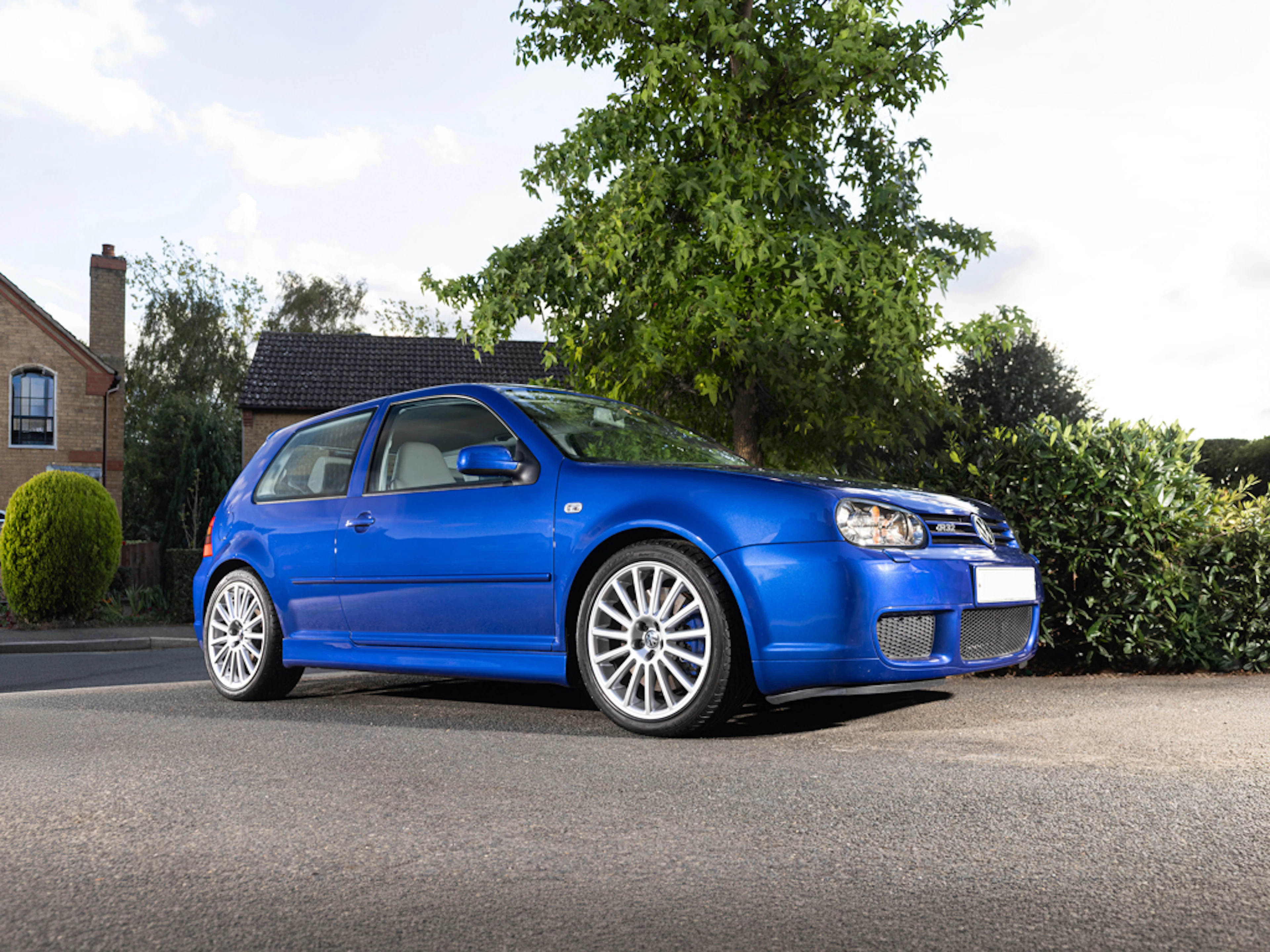 2003 Volkswagen Golf R32