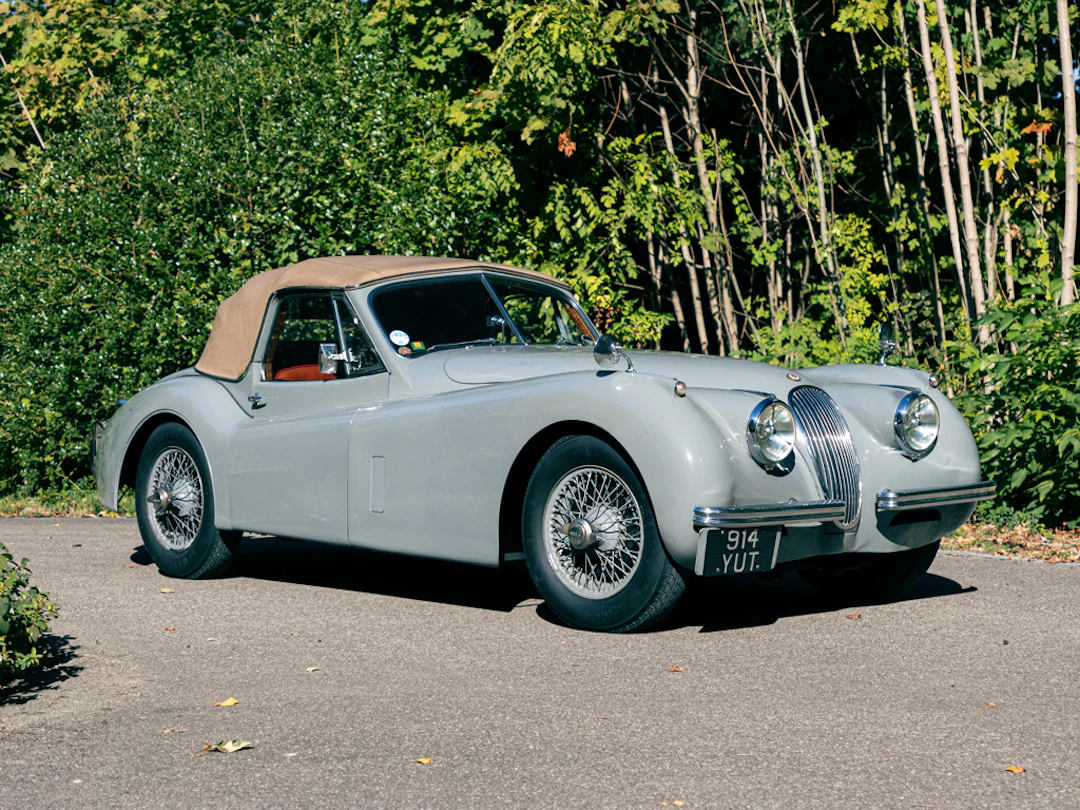 1953 Jaguar XK 120 SE Drophead Coupé