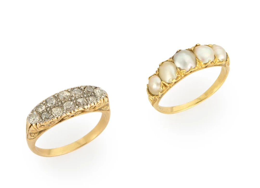 A group of two antique gold rings