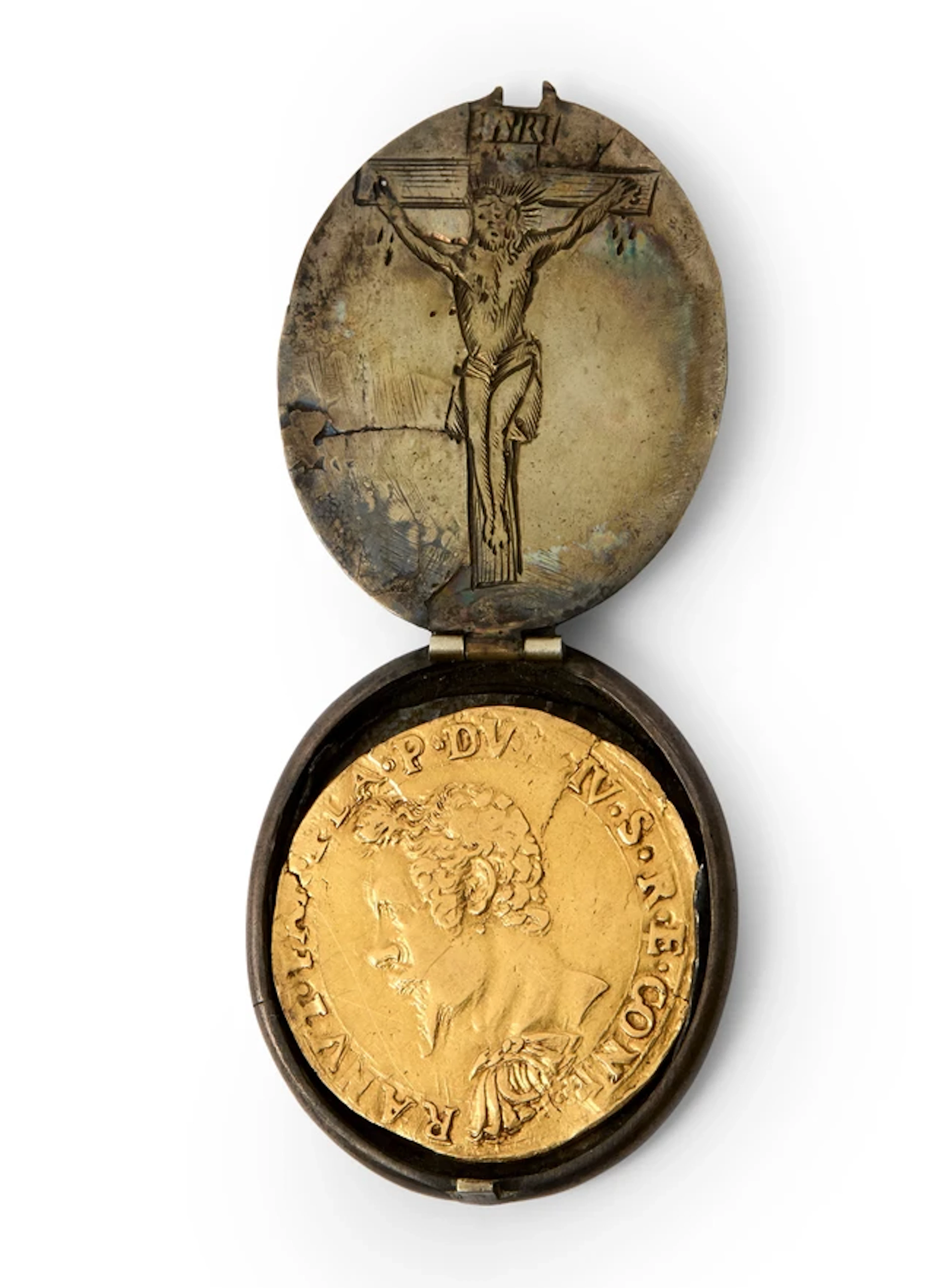 A rediscovered Irish silver marriage locket