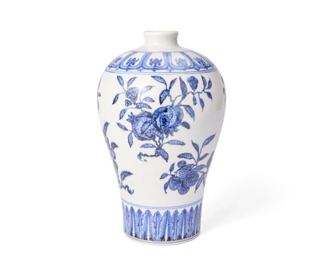 A Chinese blue and white 'fruit' baluster vase