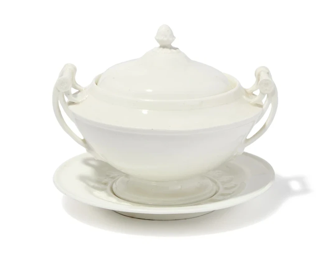 A Nantgarw porcelain sauce tureen