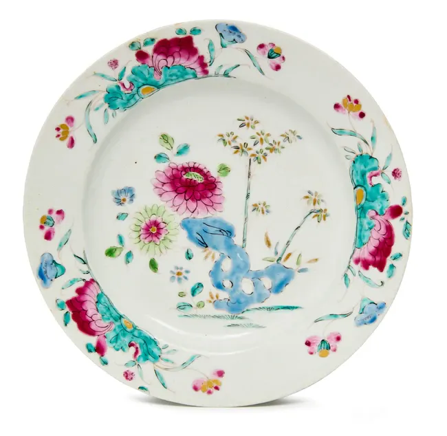 A Bow porcelain plate