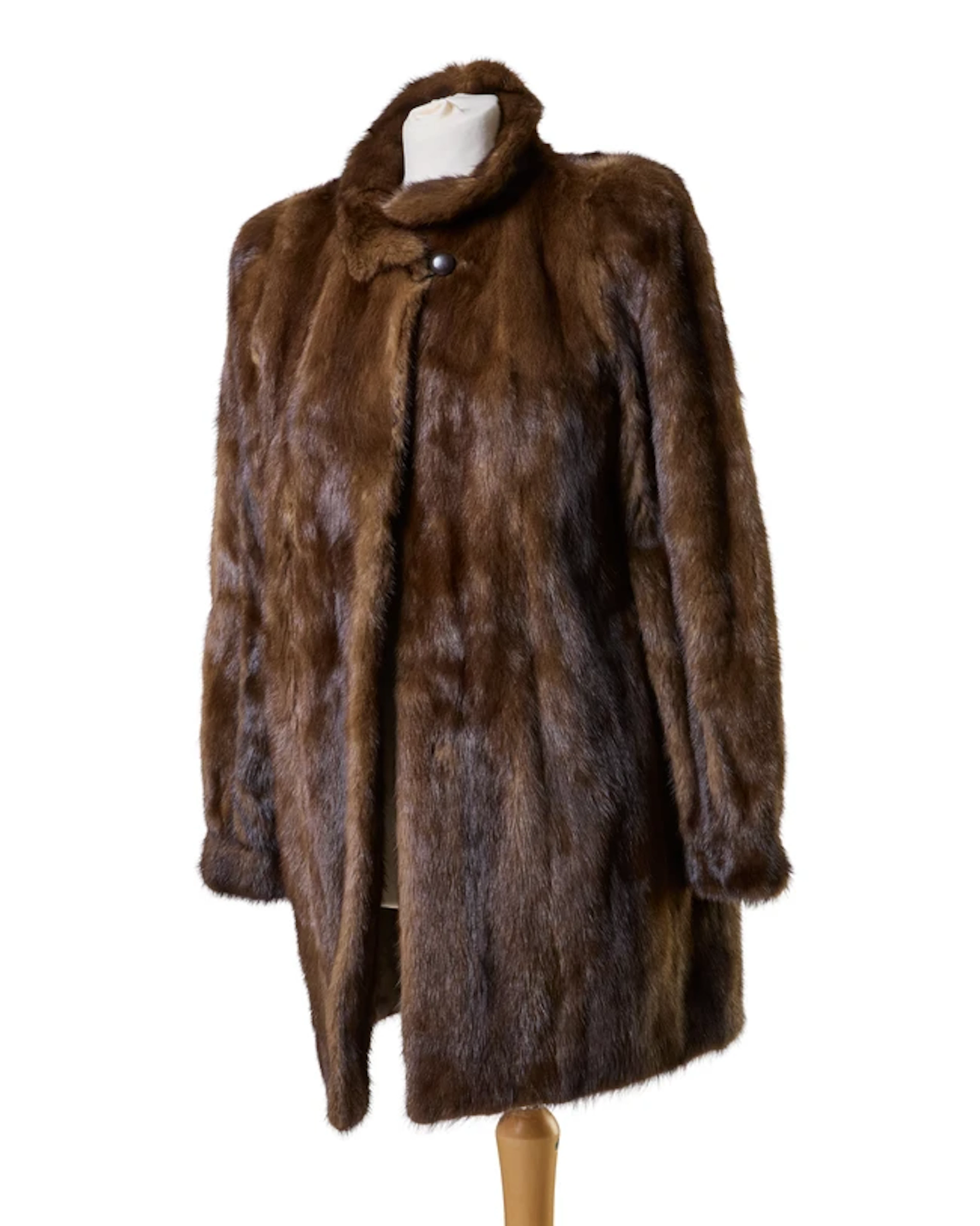 Saga Mink