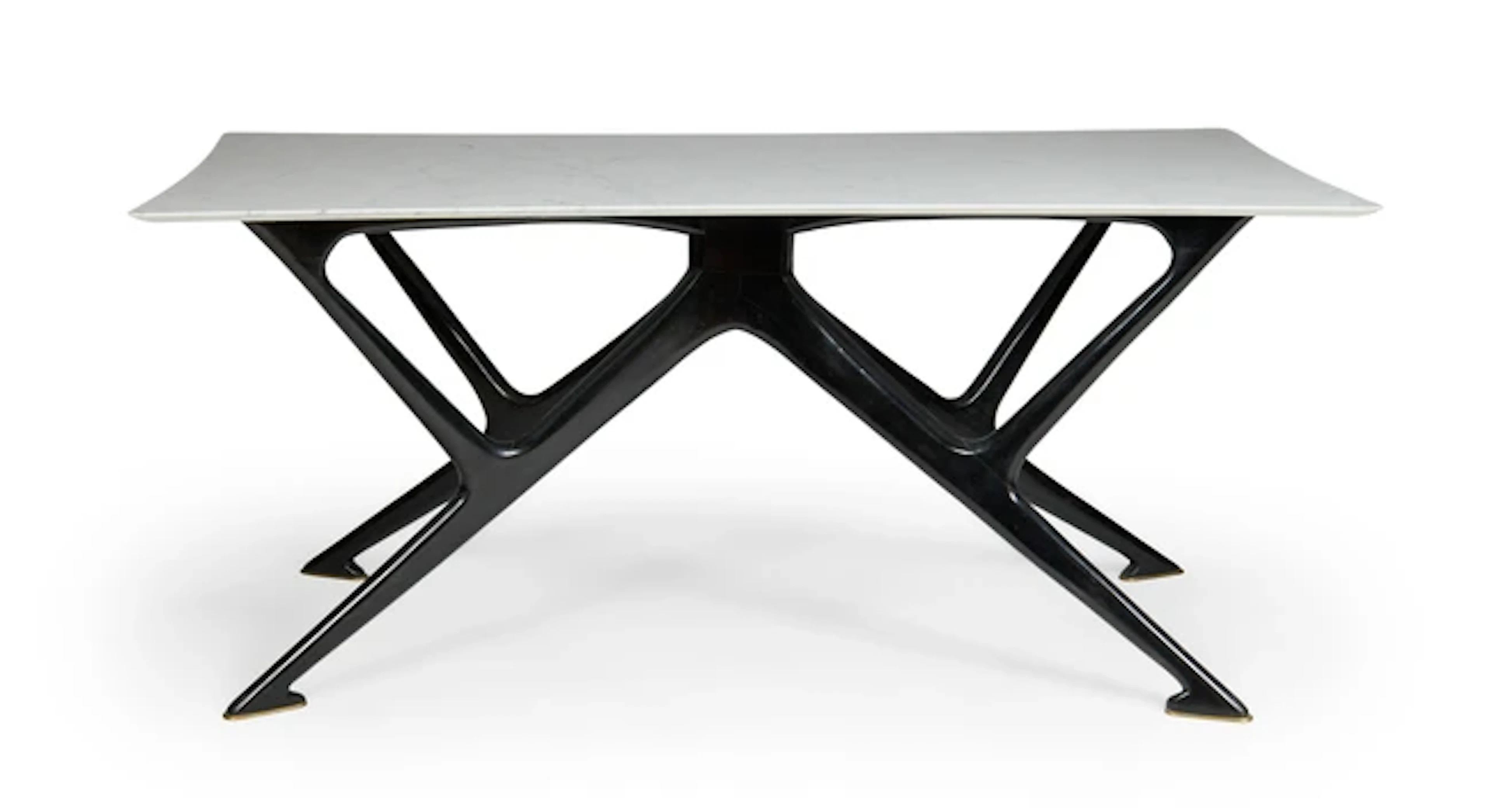 Manner of Ico Parisi Center table
