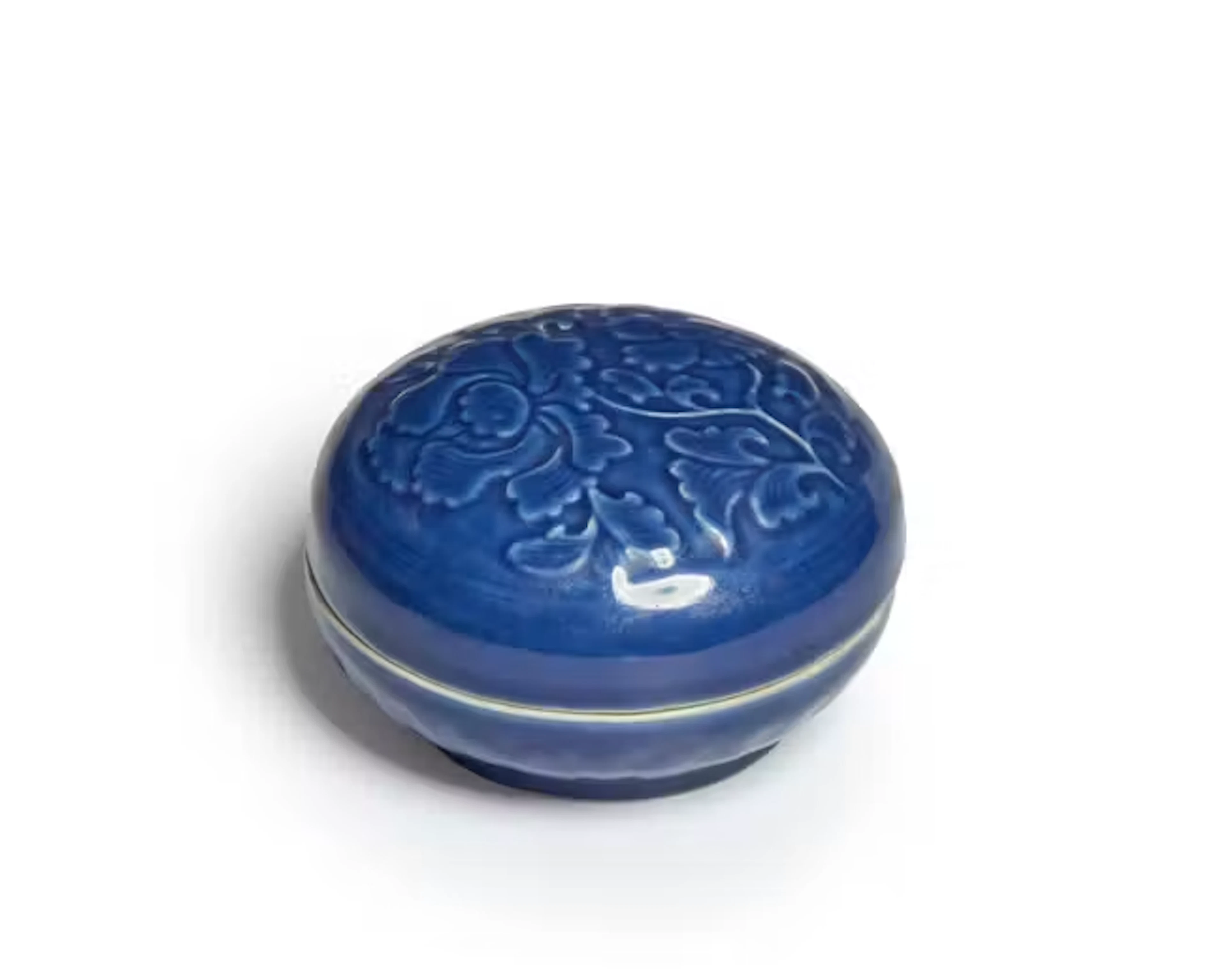 A Chinese blue-glazed moulded box and cover Qing dynasty