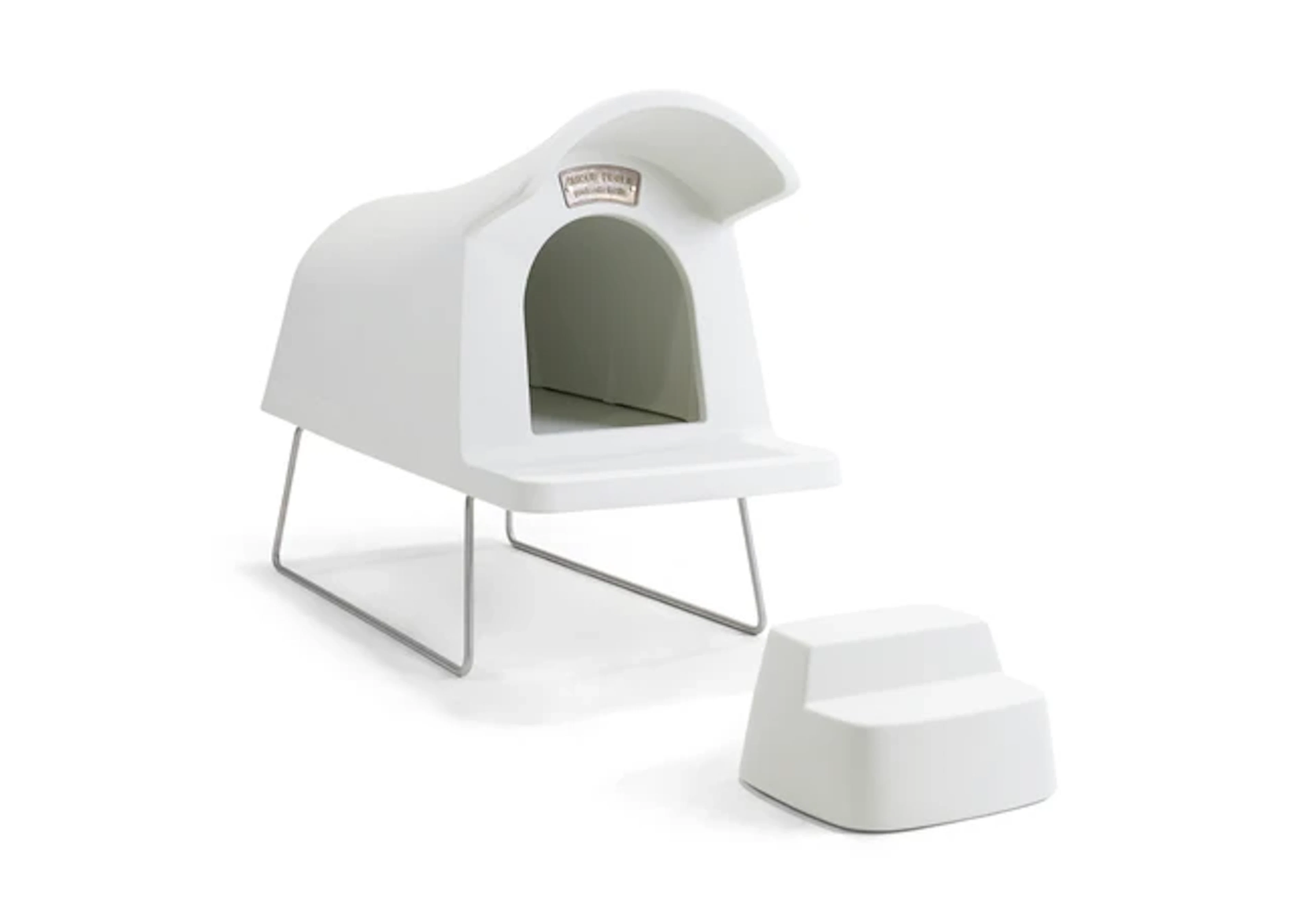 Michael Young (b.1966) for Magis Dog House and steps