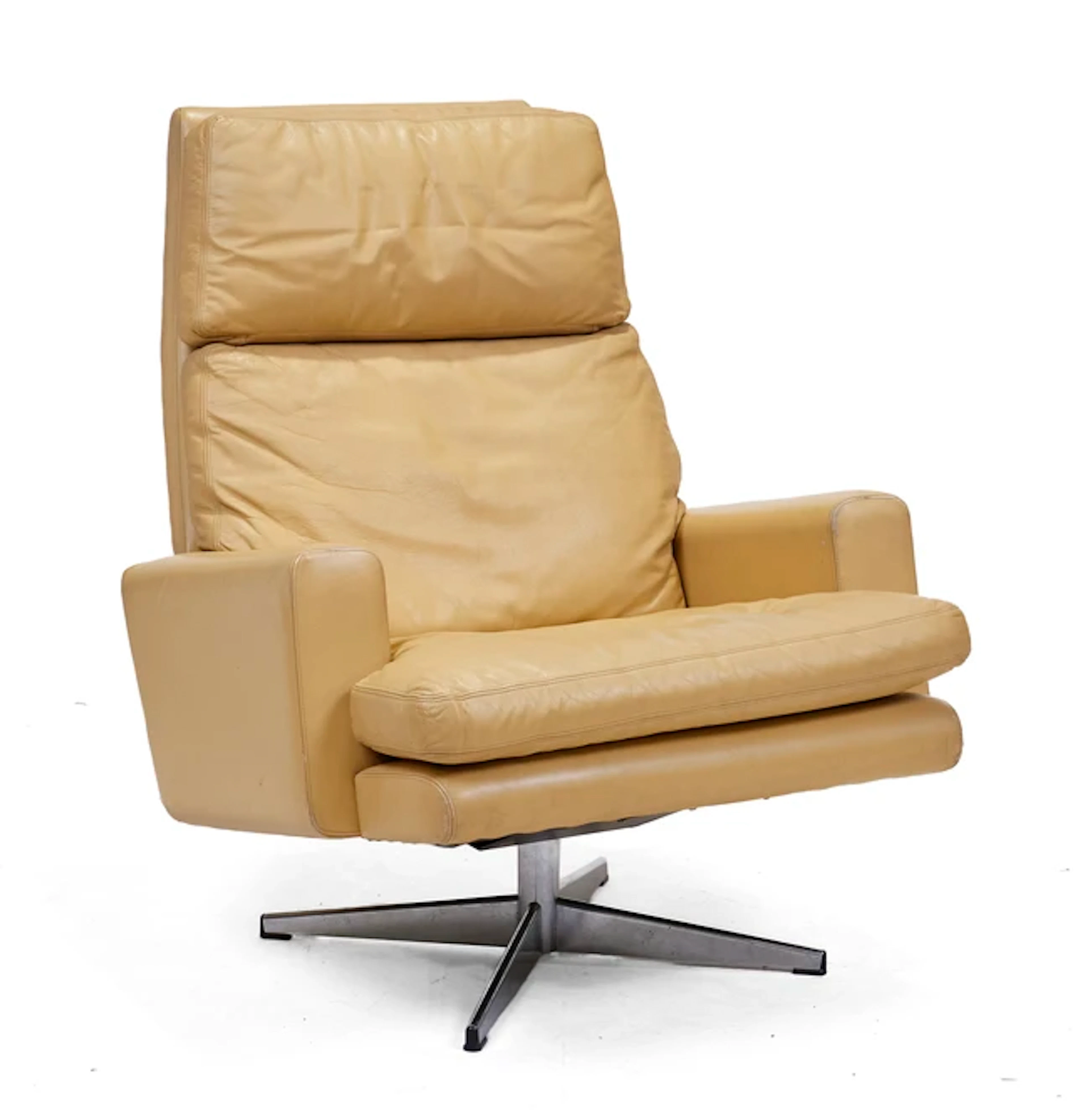 Scandinavian Swivel lounge chair