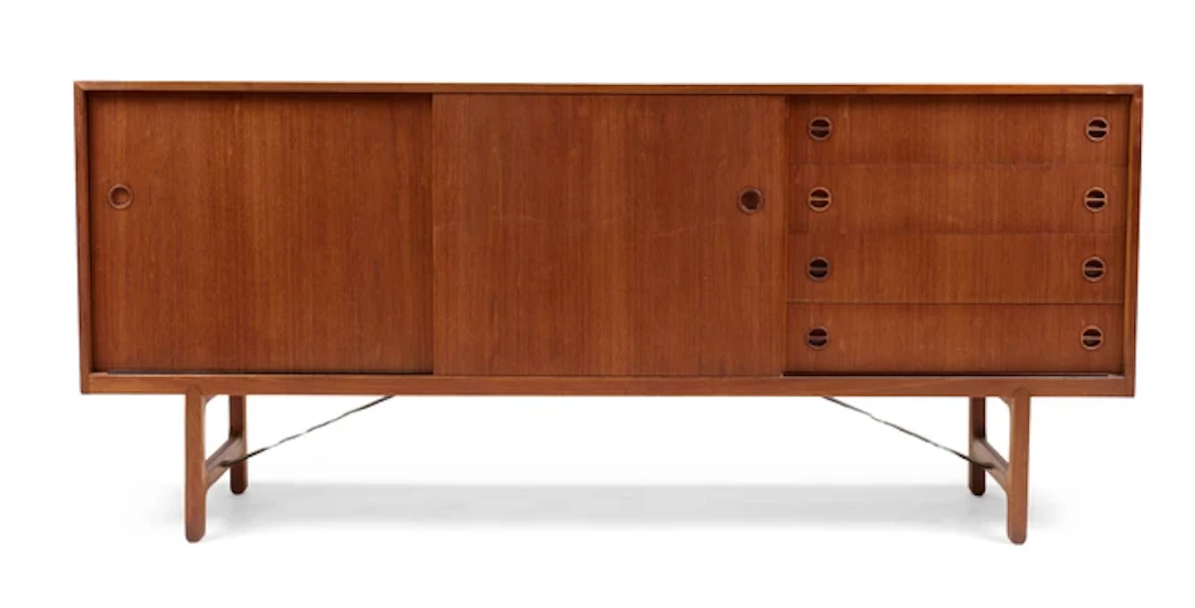 Ejnar Larsen & Aksel Bender Madsen for Naestved Møbelfabrik Rare sideboard