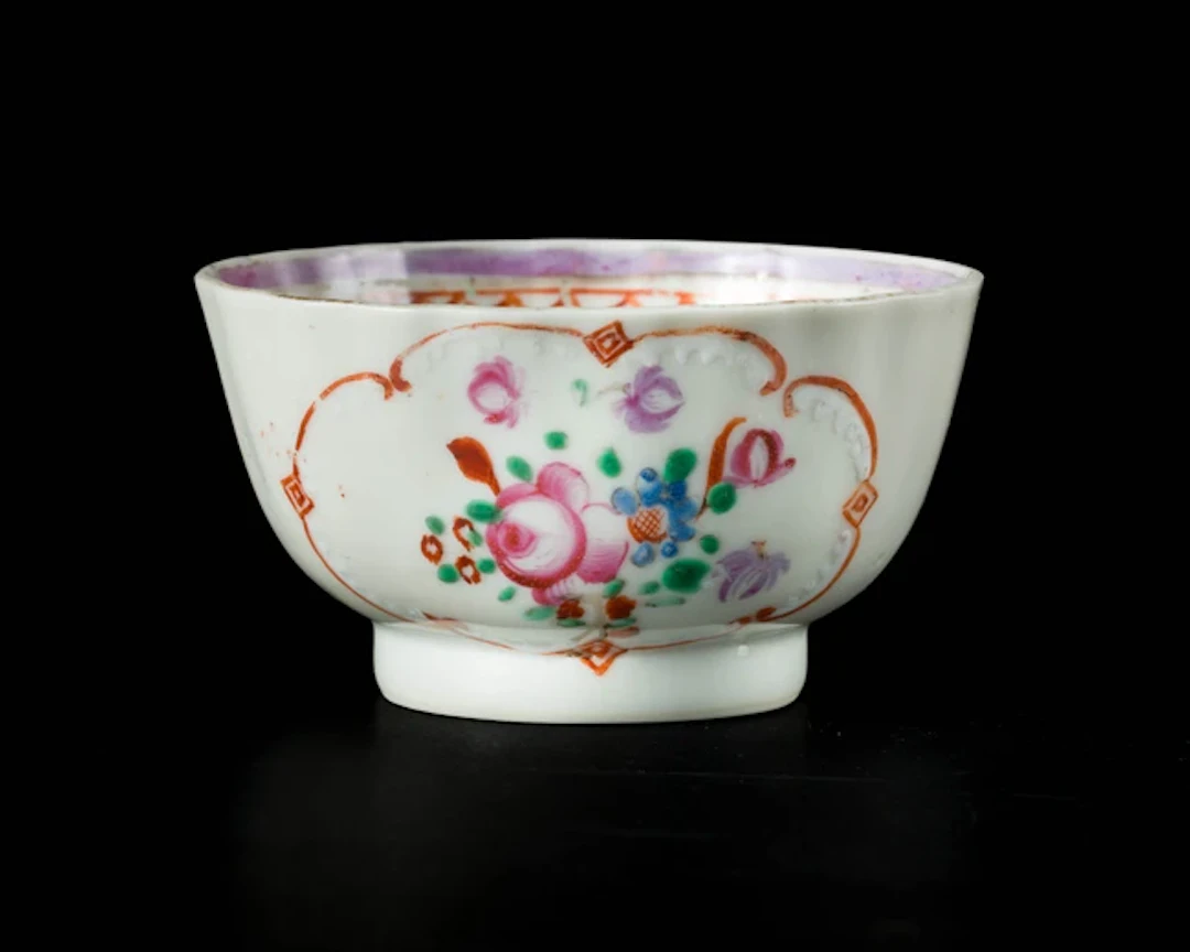 A famille rose Chinese export ware porcelain cup