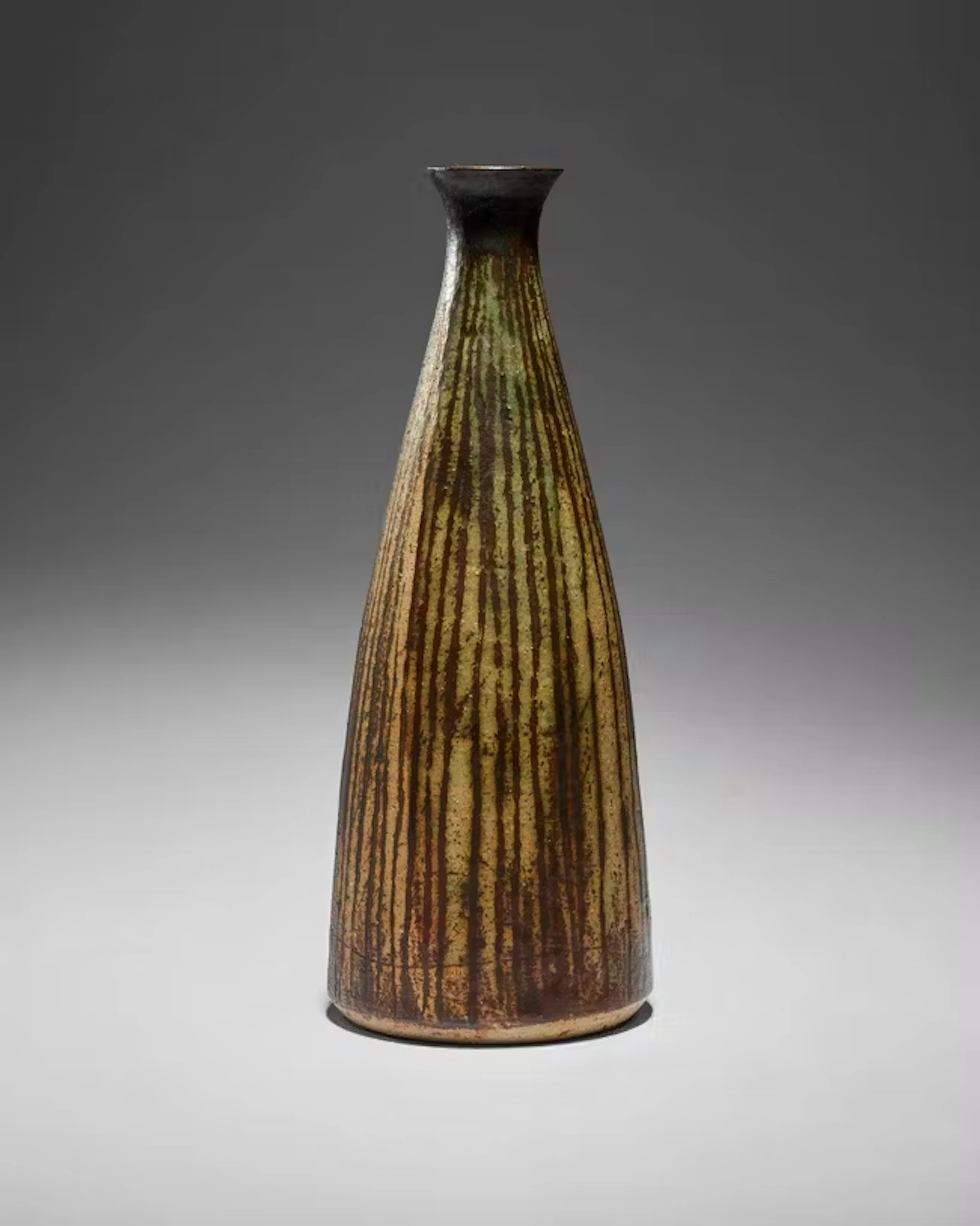 Ruth Duckworth (1919-2009) Tall