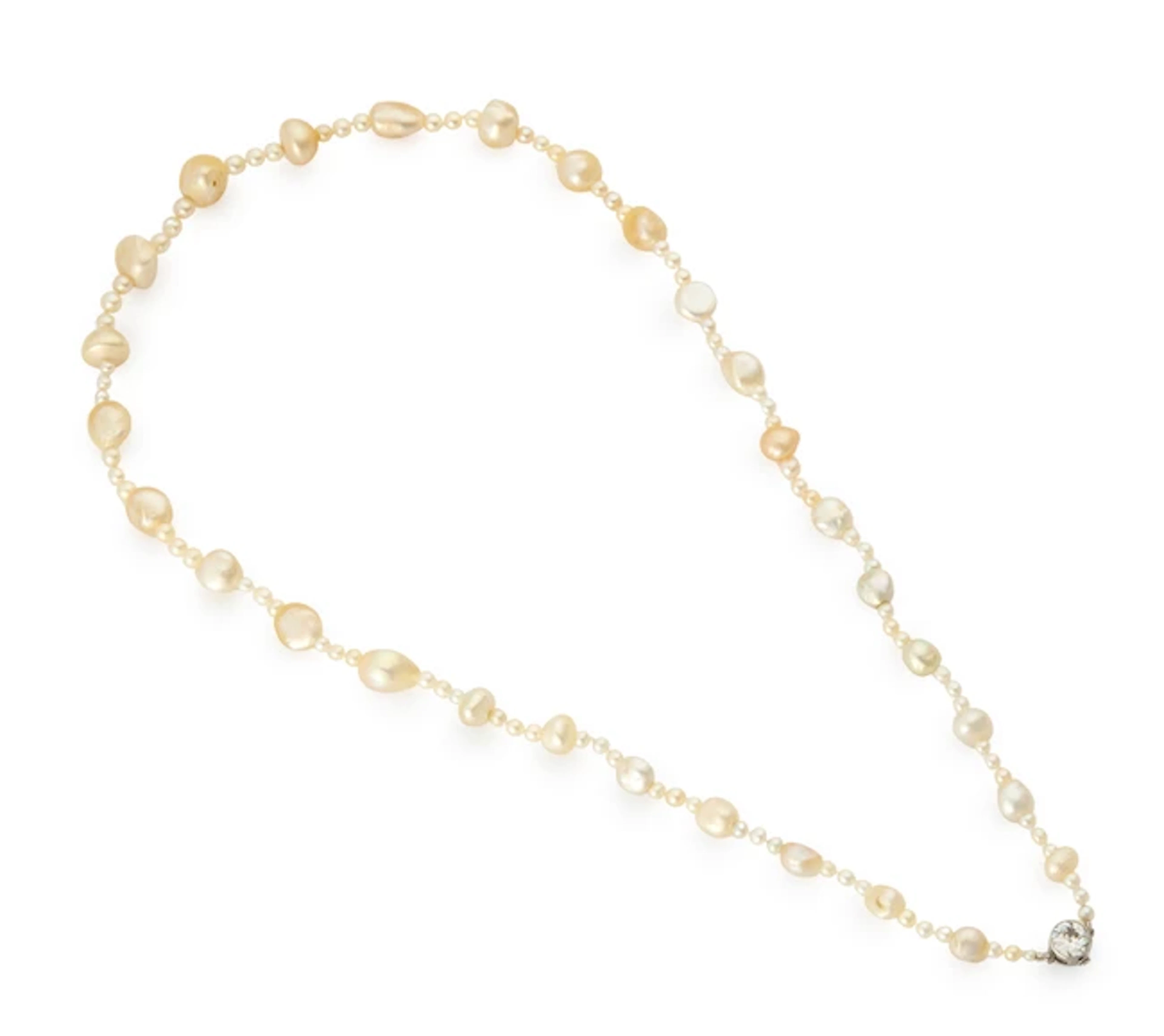 A pearl necklace