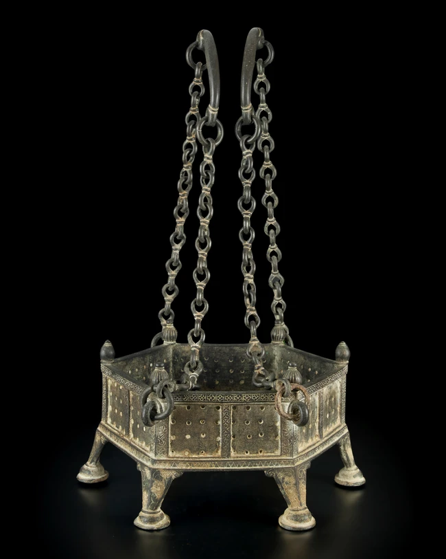 An cast bronze brazier