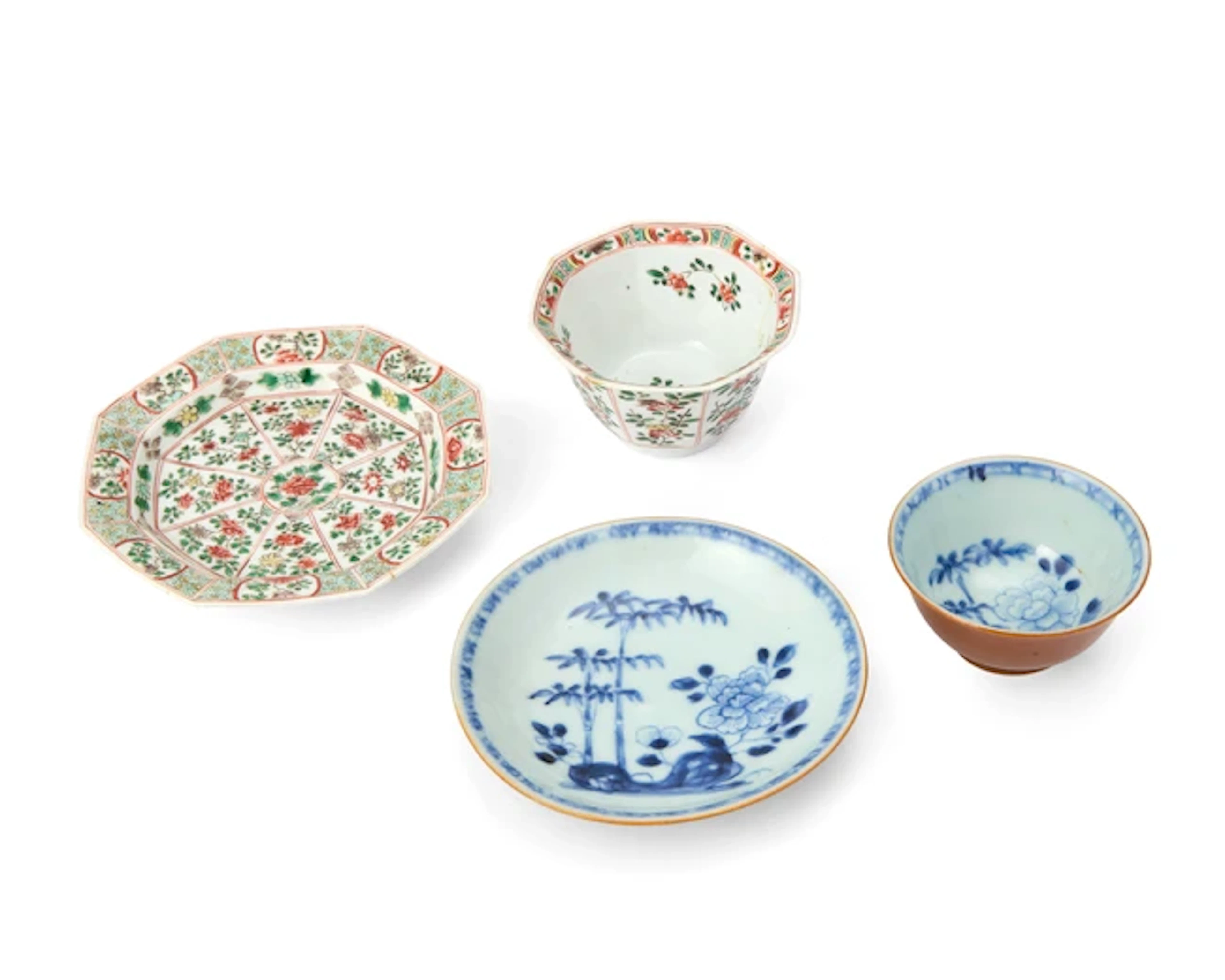 Two sets of Chinese export tea bowls and saucers Qing dynasty