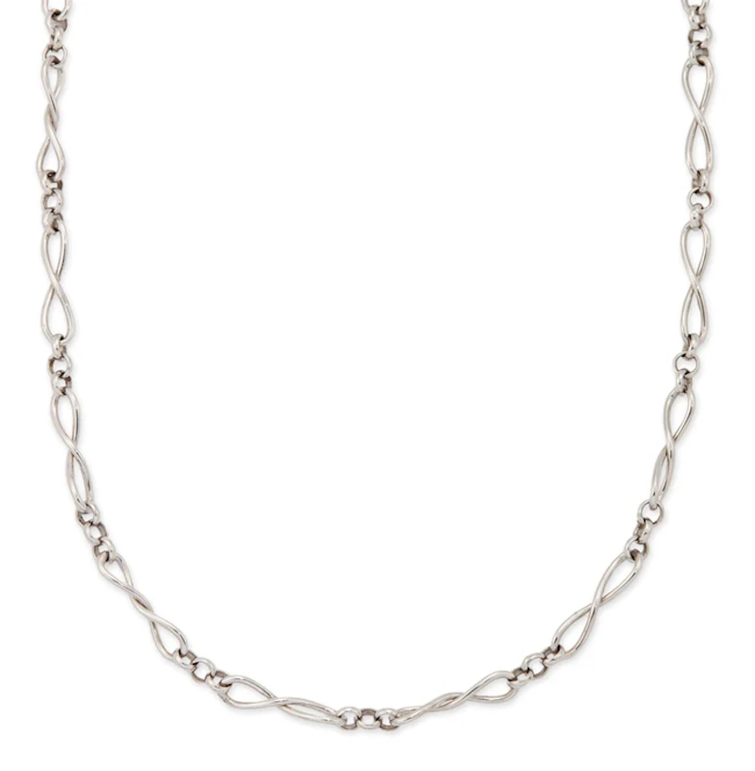 A 9ct white gold necklace