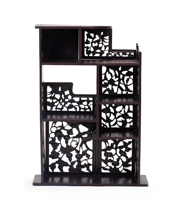 A set of Chinese hongmu hanging shelves Late Qing dynasty...